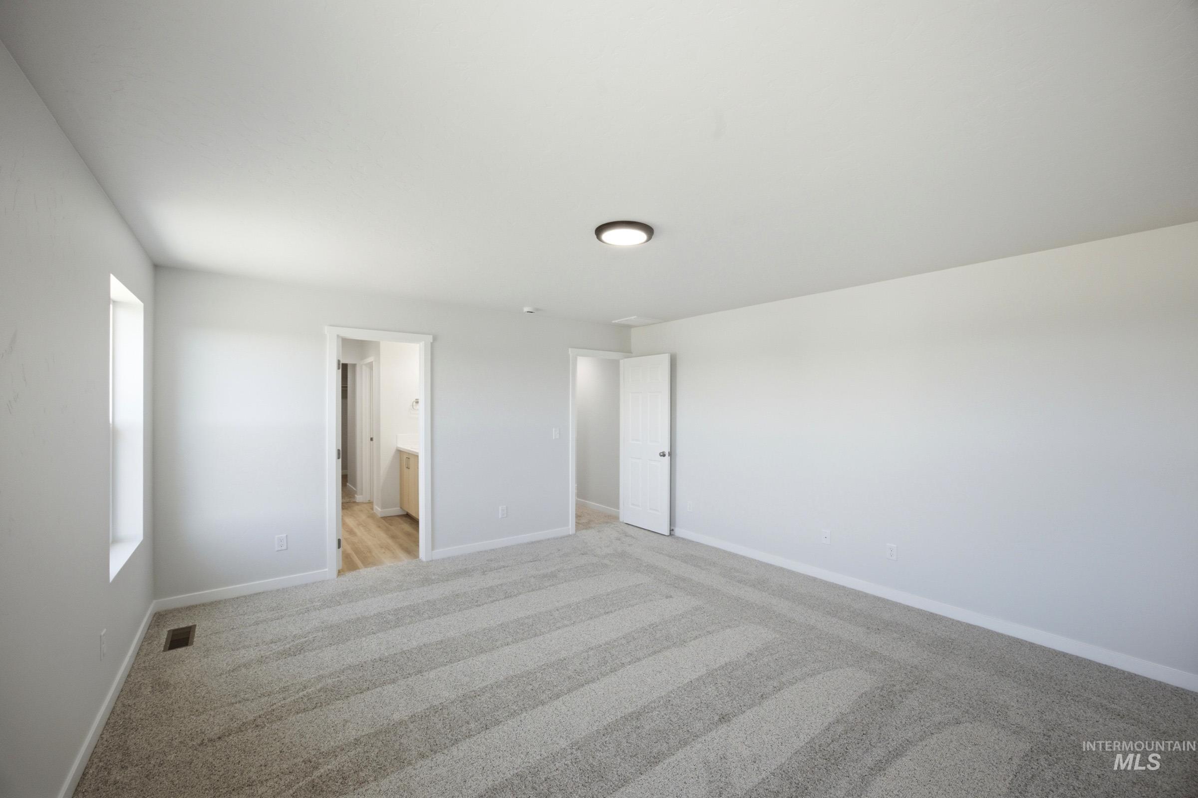 1419 Sunday River St Property Photo 25