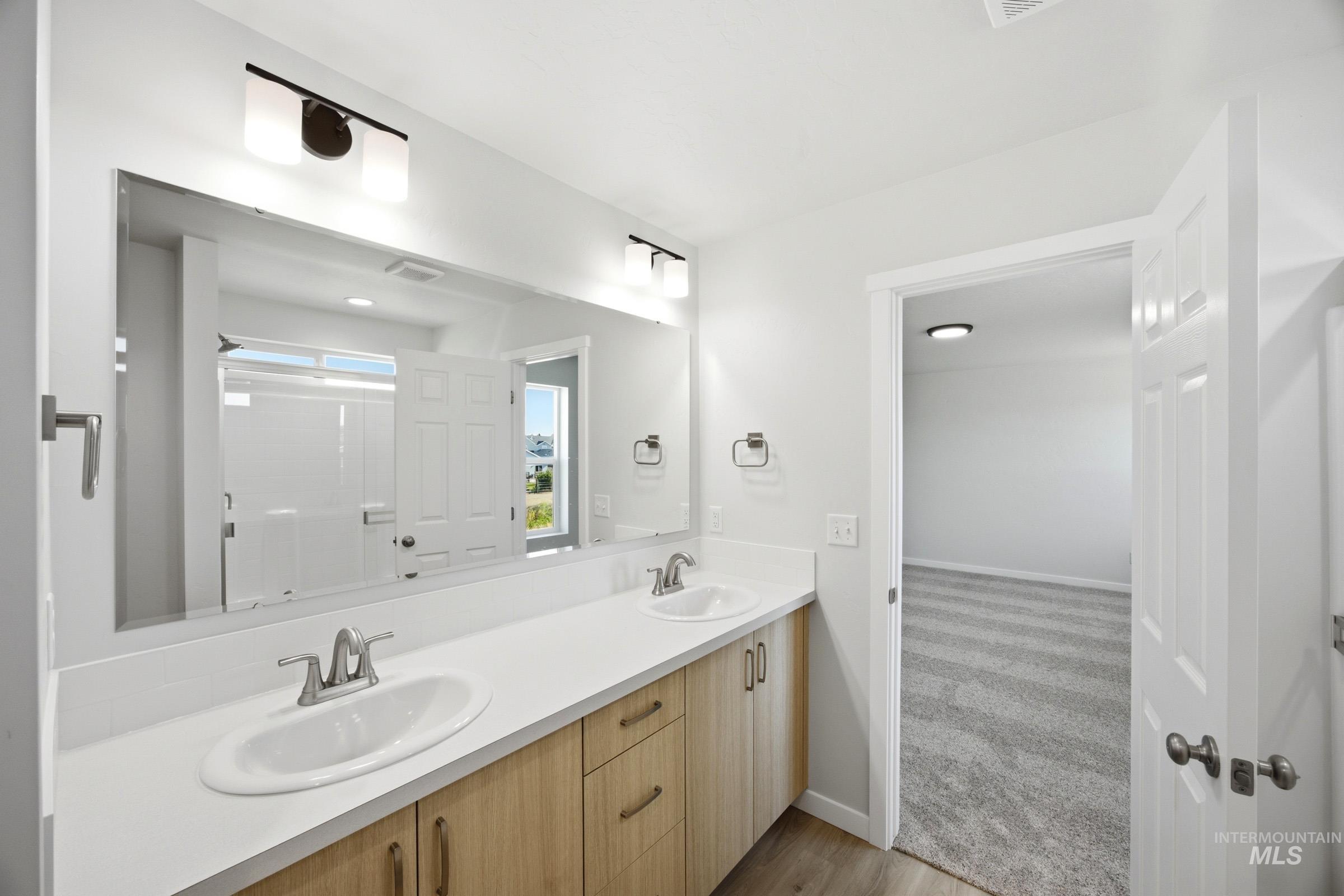 1419 Sunday River St Property Photo 27