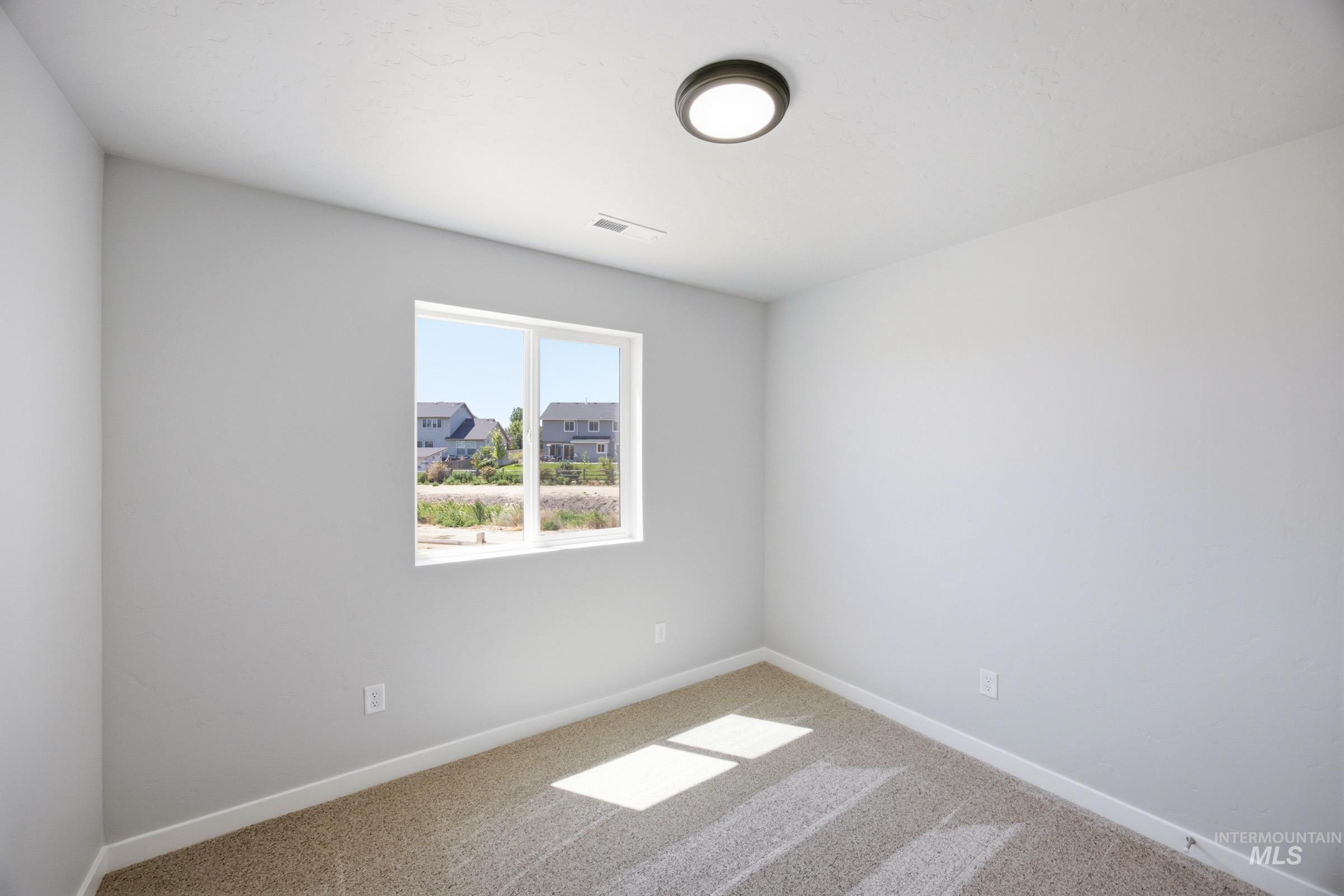 1651 Woods Bog Ave Property Photo 12