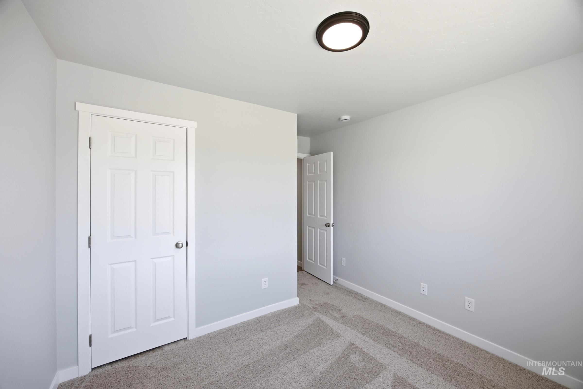 1651 Woods Bog Ave Property Photo 13