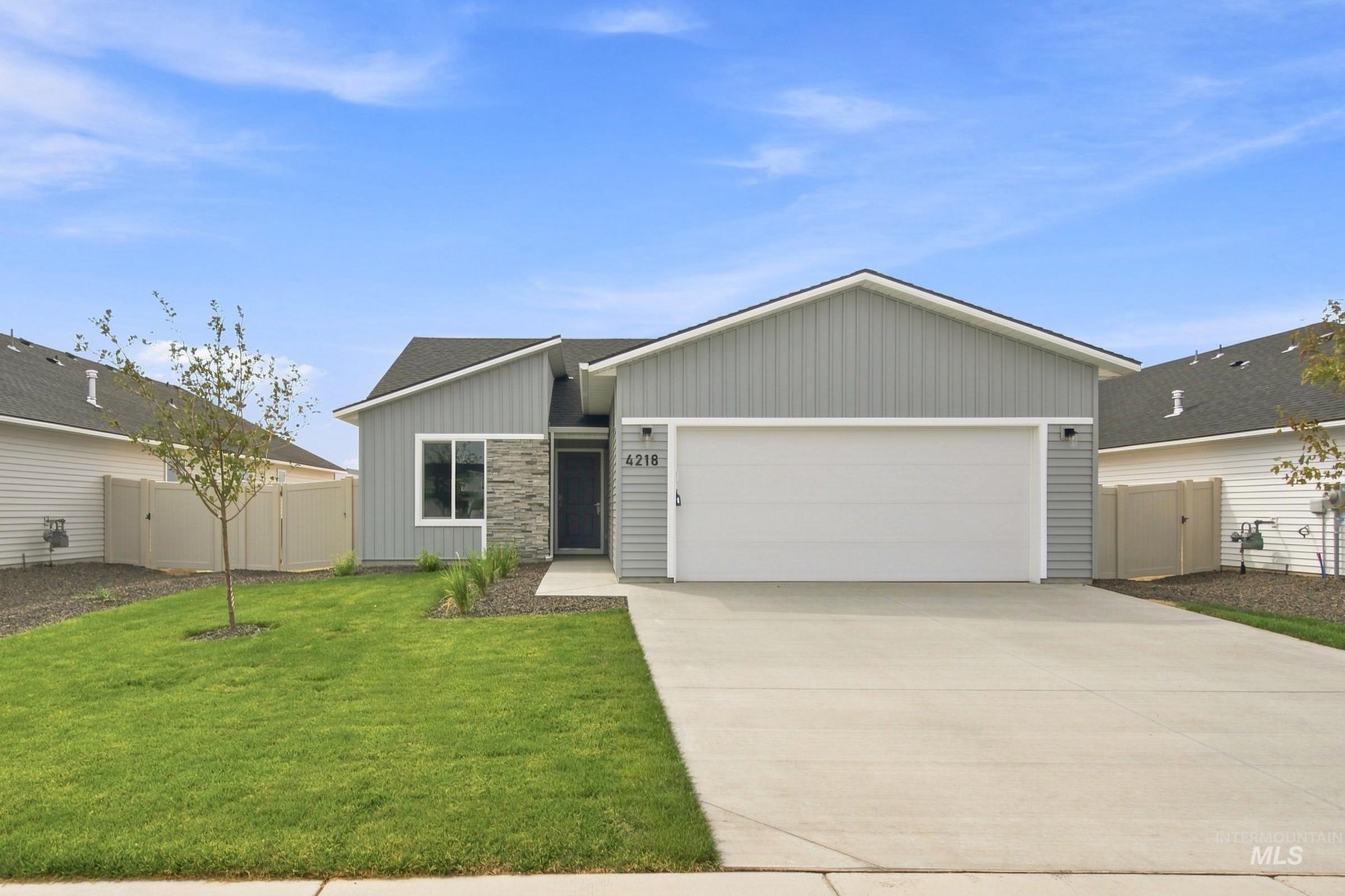 4218 Austin St Property Photo 1