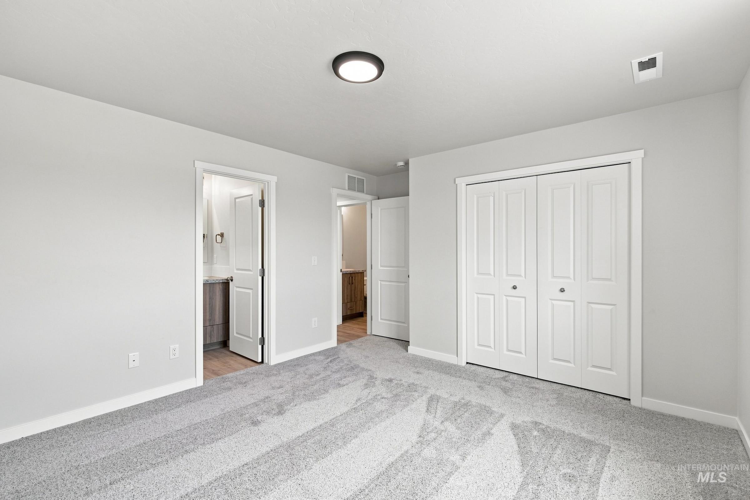 4218 Austin St Property Photo 18