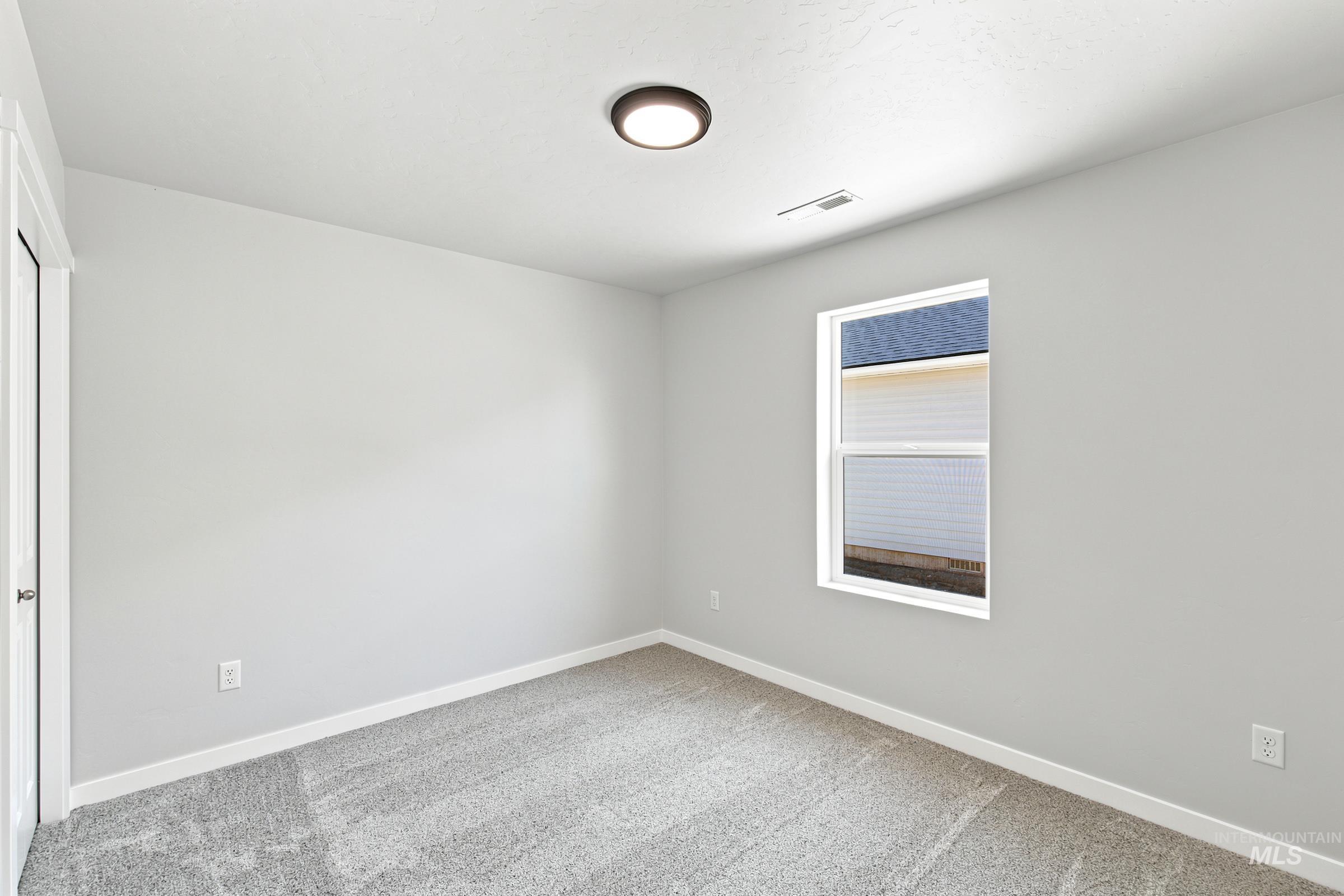 106 Golinda Ave Property Photo 17