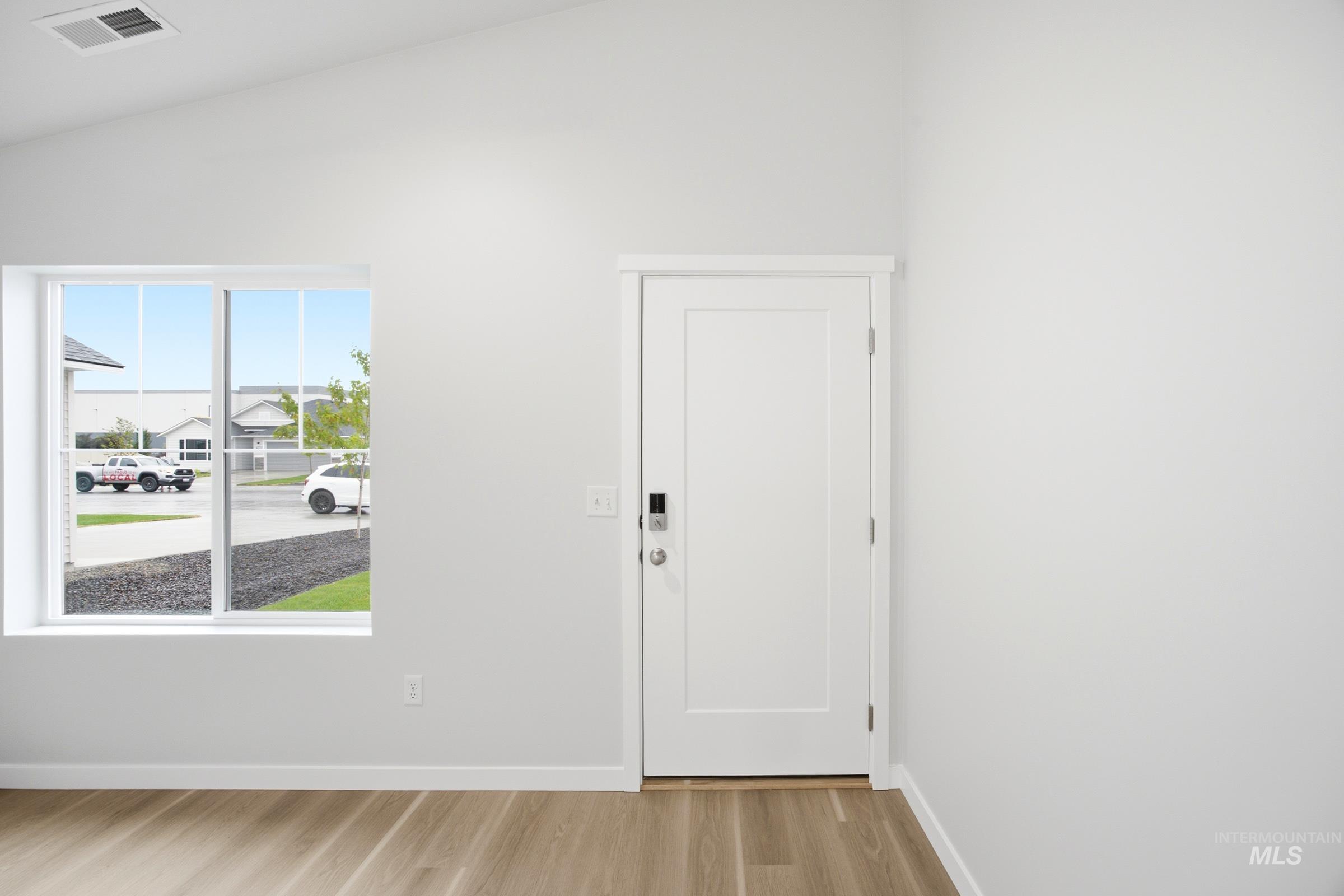 4213 Austin St Property Photo 2