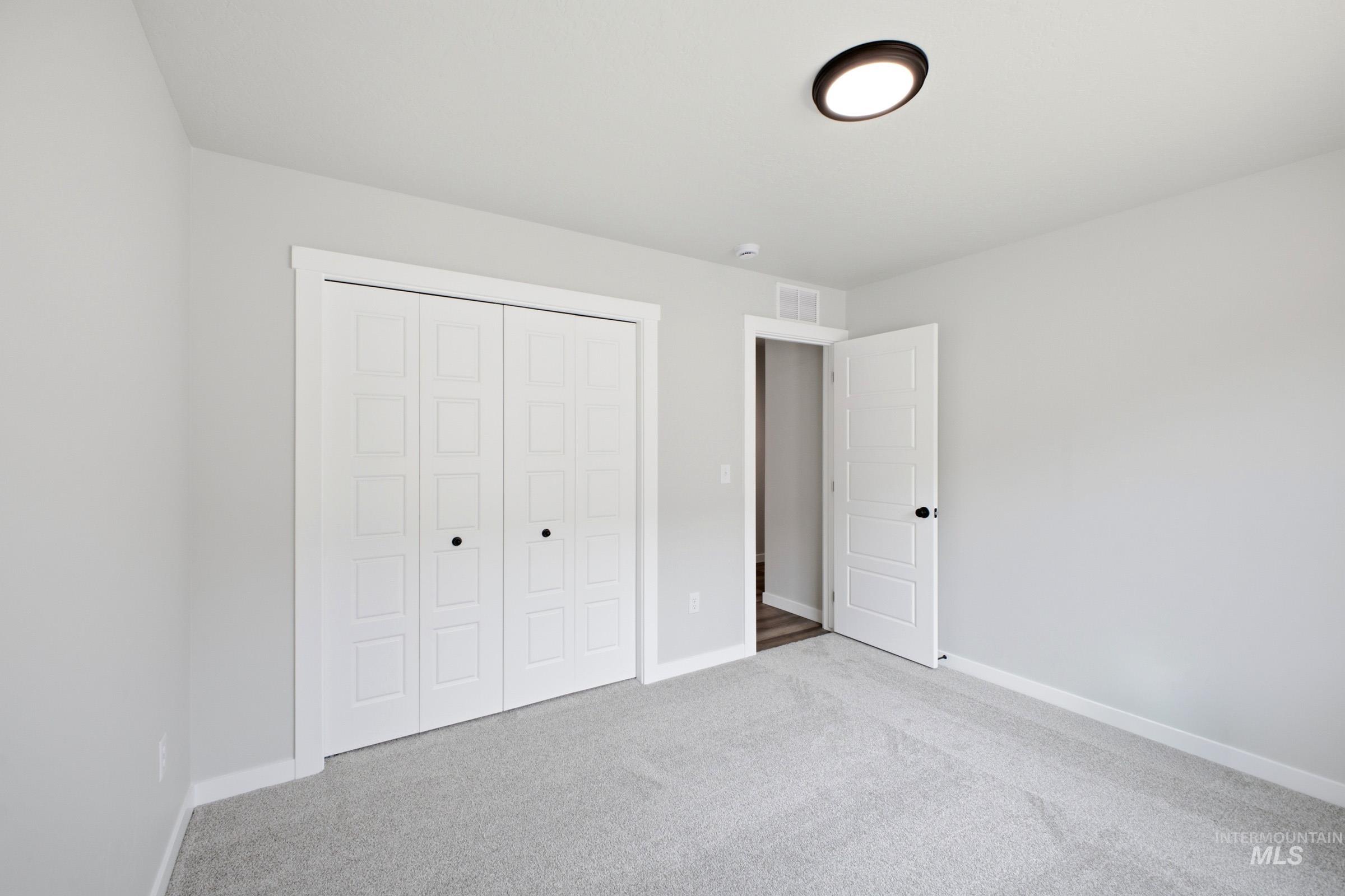 2477 W Red Jasper Dr Property Photo 11