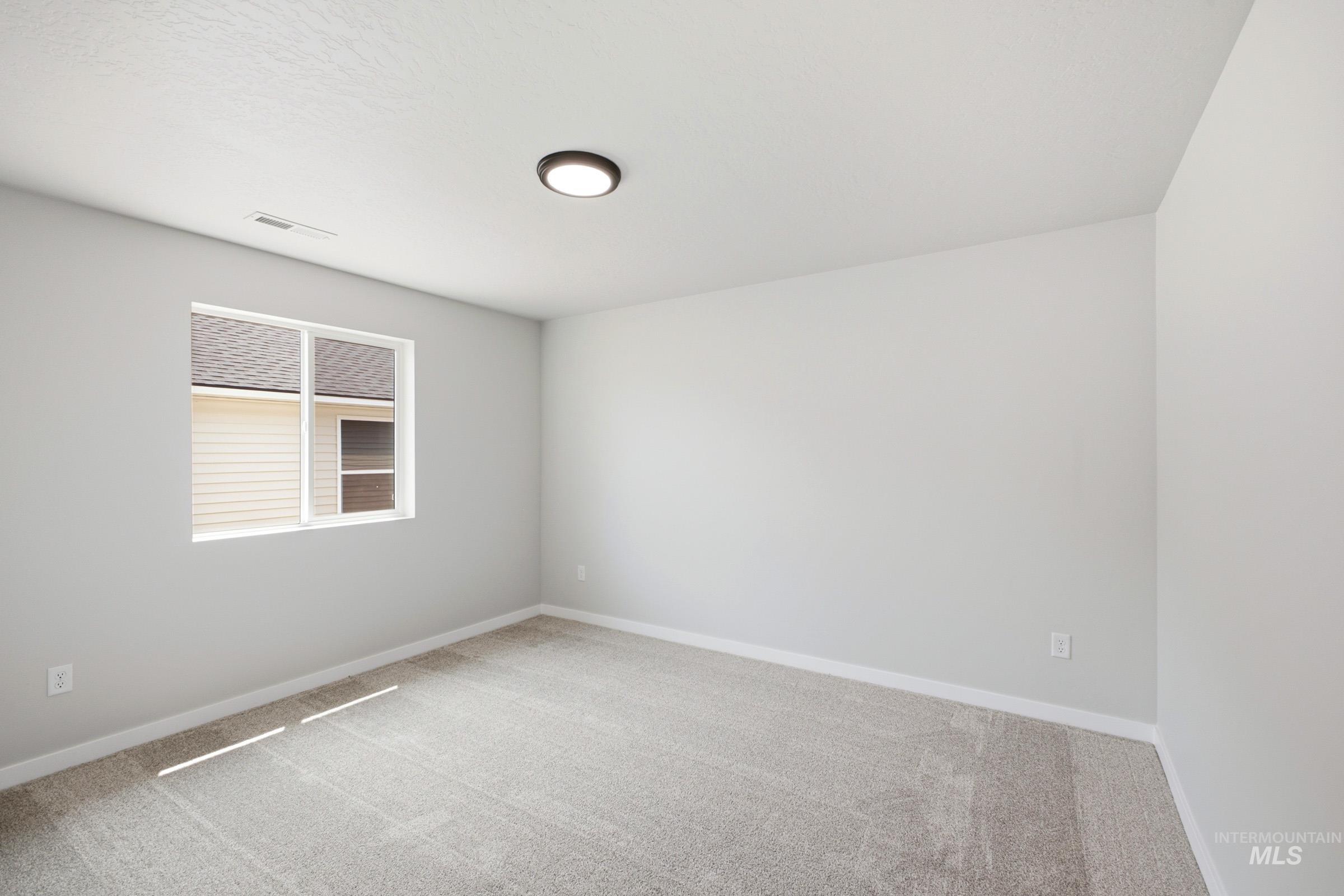 2477 W Red Jasper Dr Property Photo 12