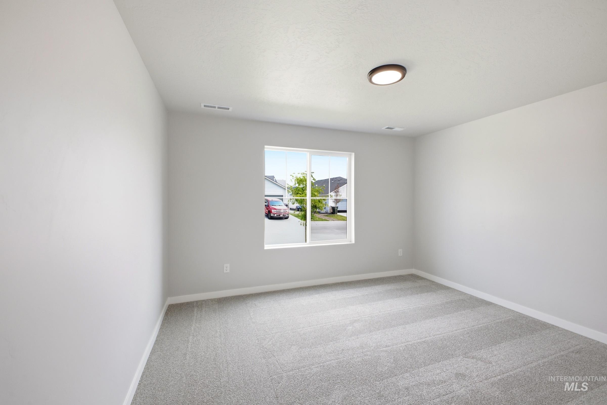 2477 W Red Jasper Dr Property Photo 14