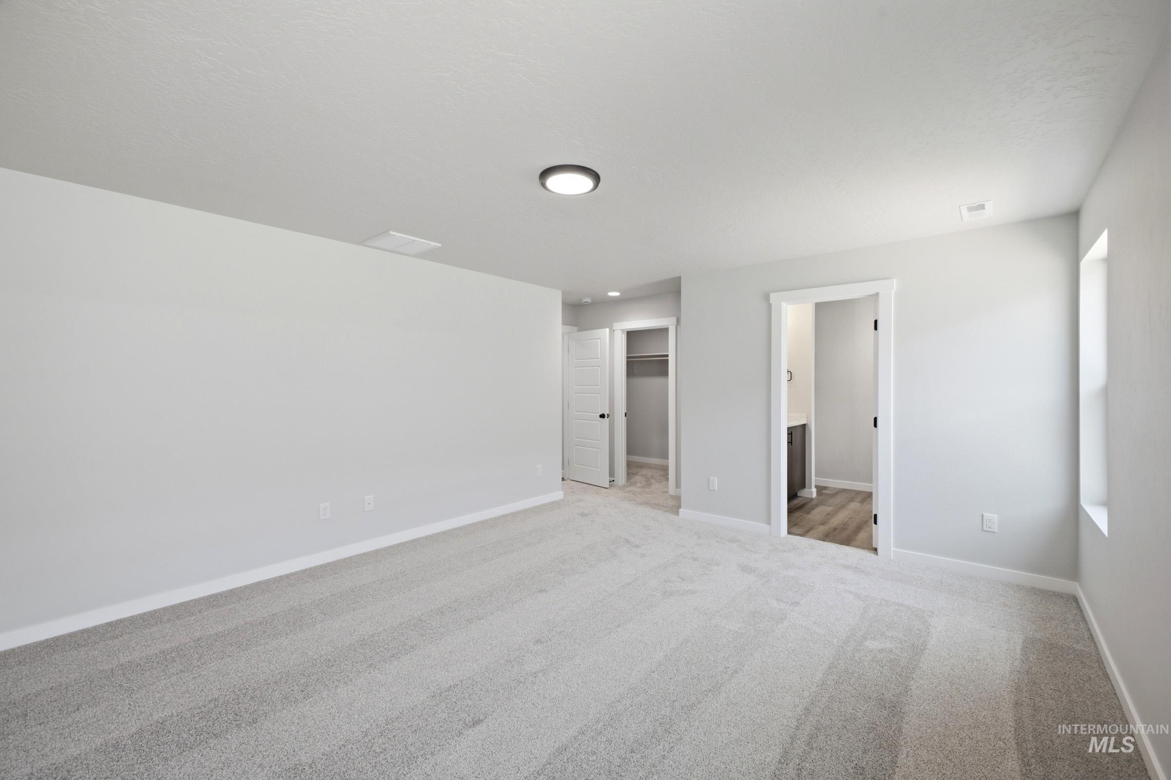 2477 W Red Jasper Dr Property Photo 19