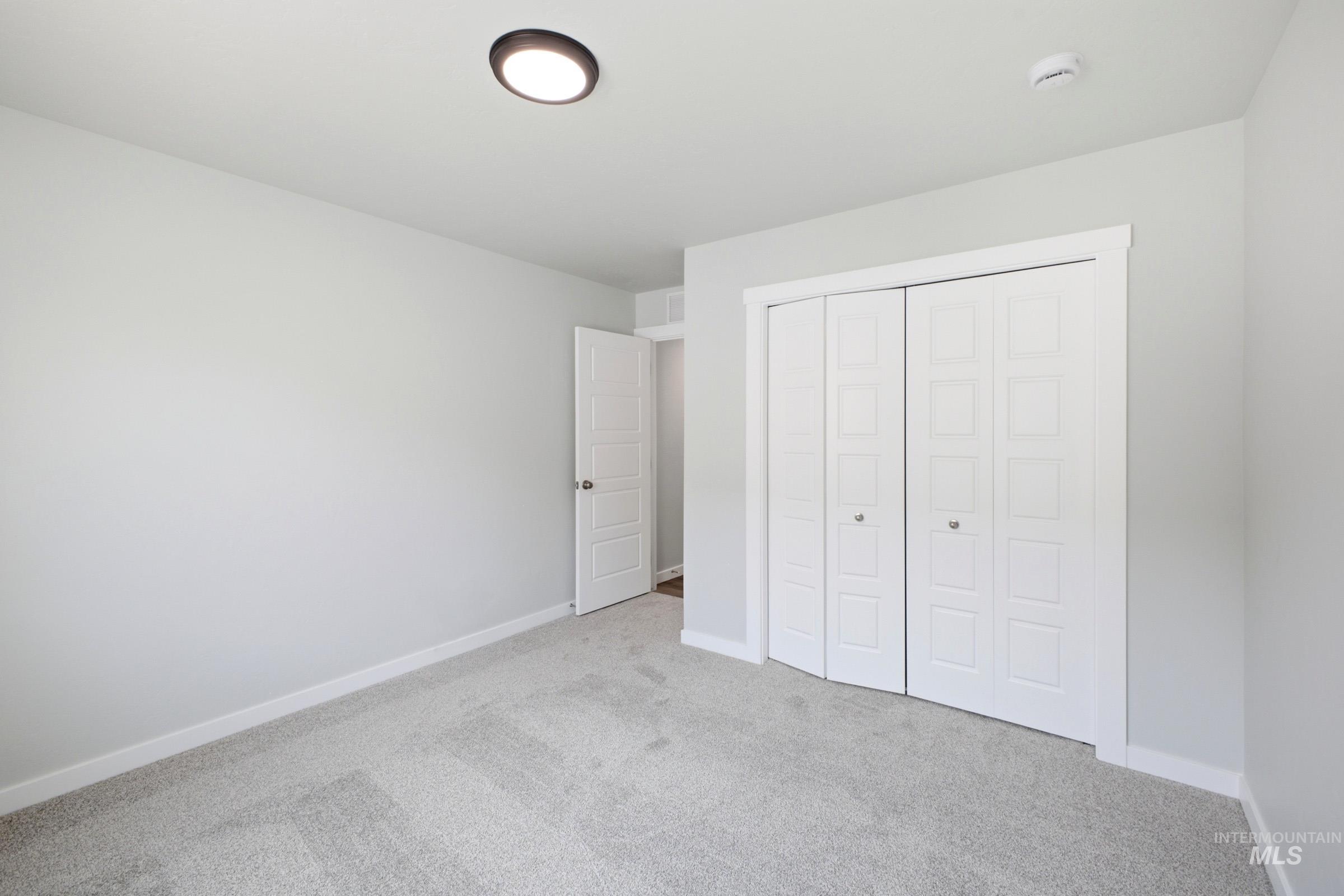 2461 W Red Jasper Dr Property Photo 10