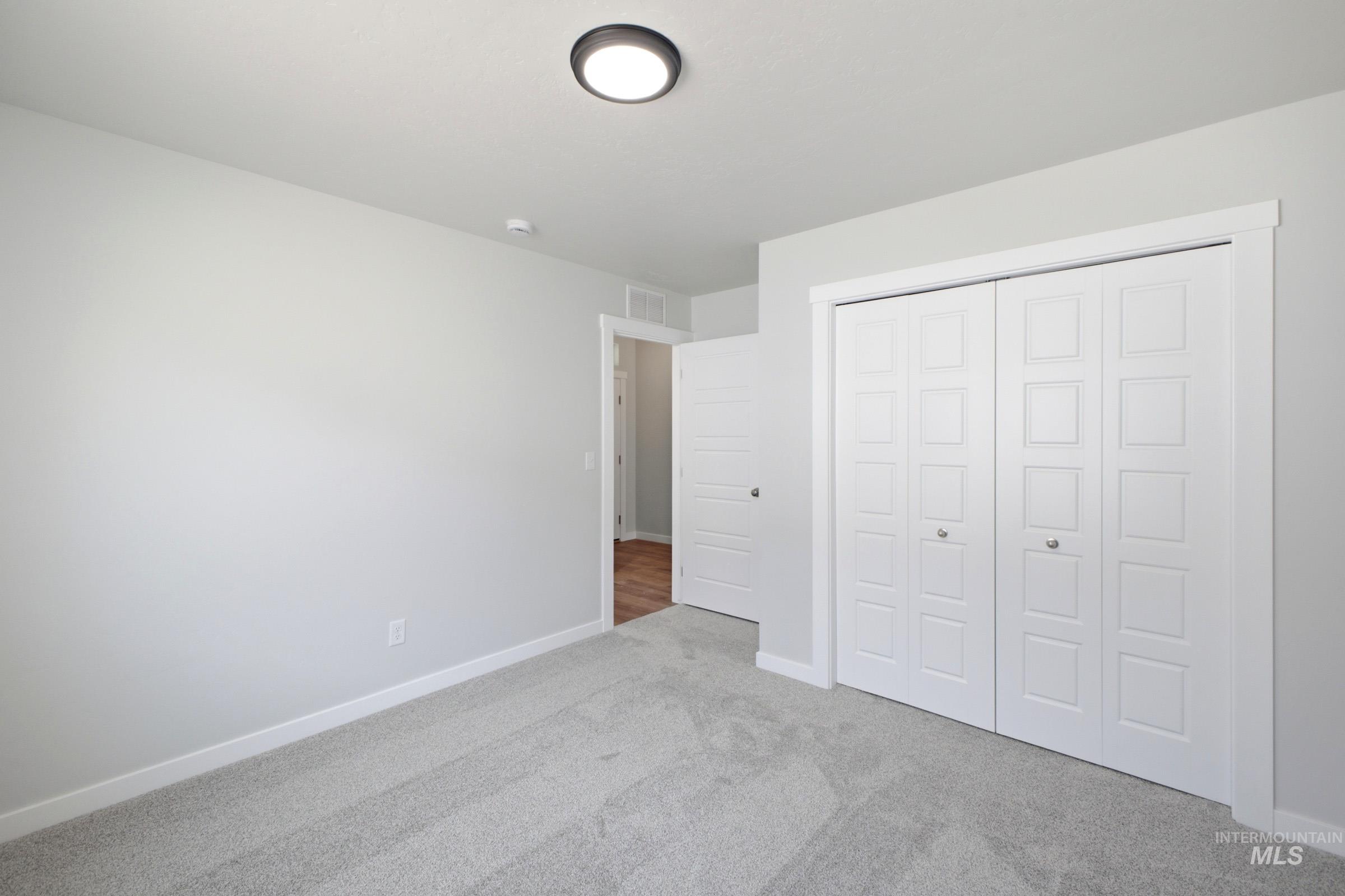 2461 W Red Jasper Dr Property Photo 13
