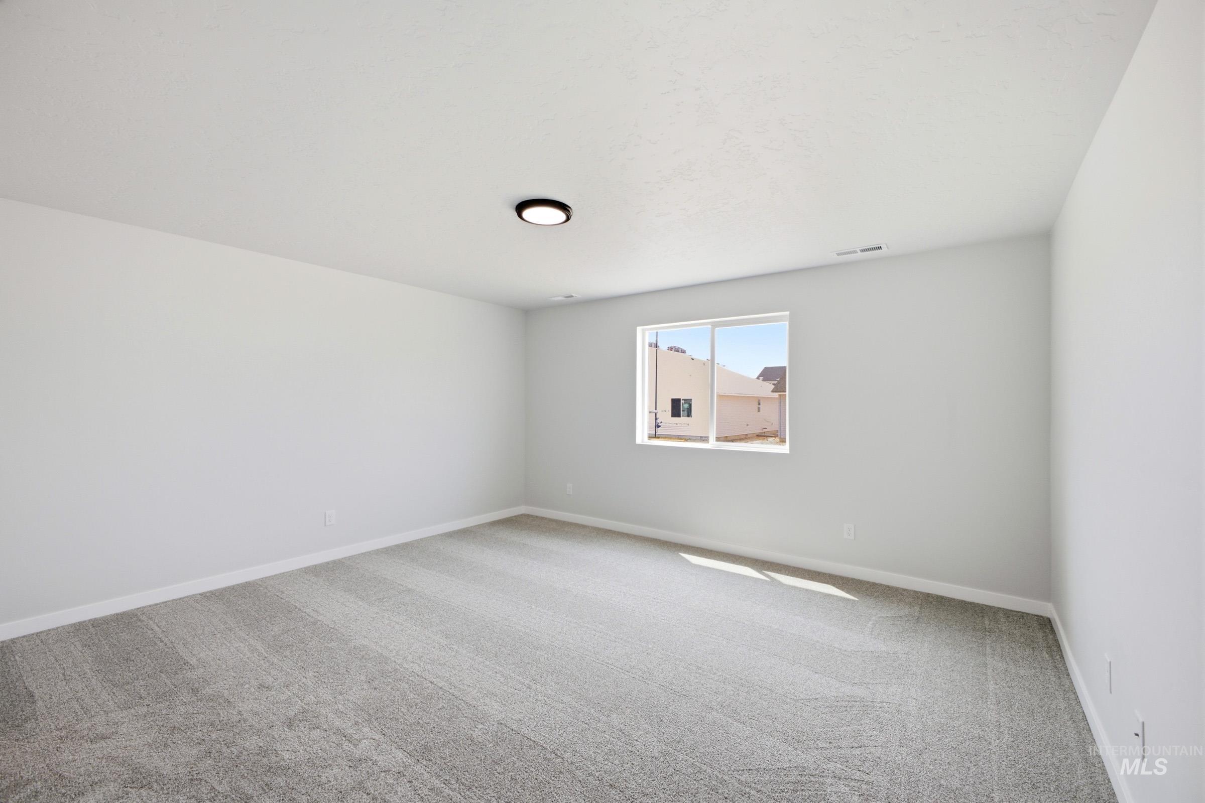 2461 W Red Jasper Dr Property Photo 17