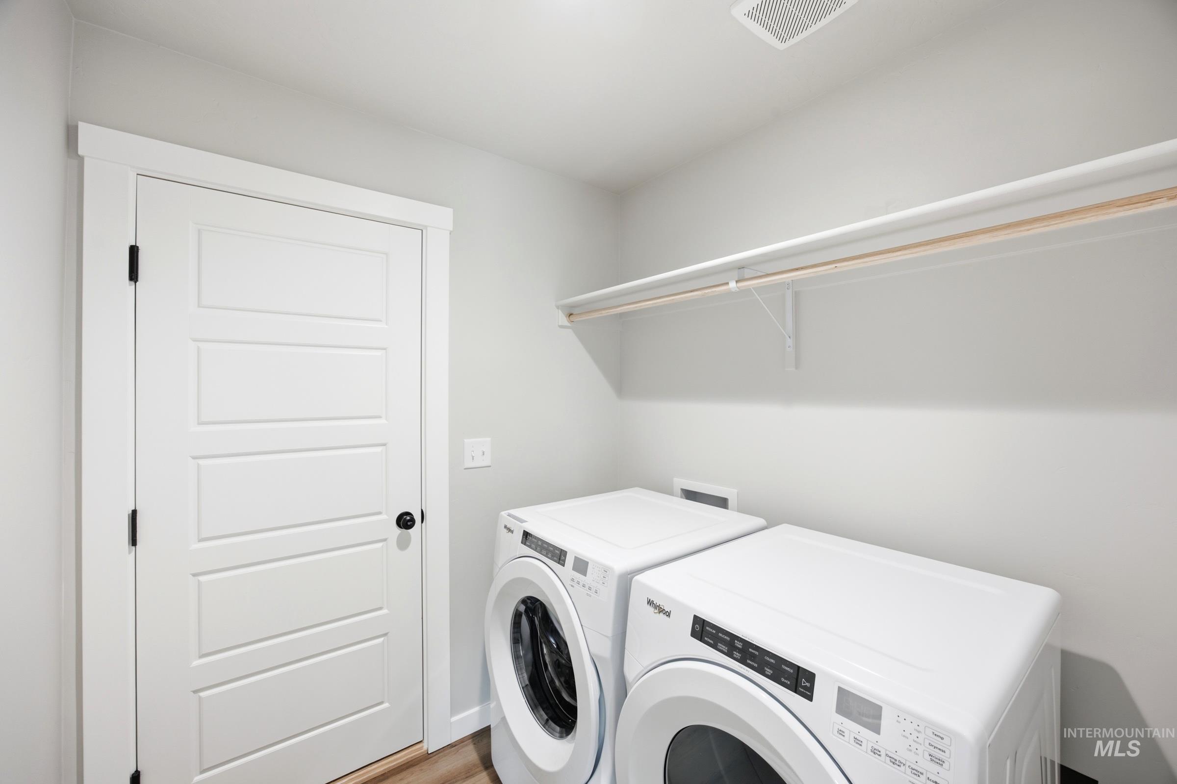 1093 W Jasper St Property Photo 13