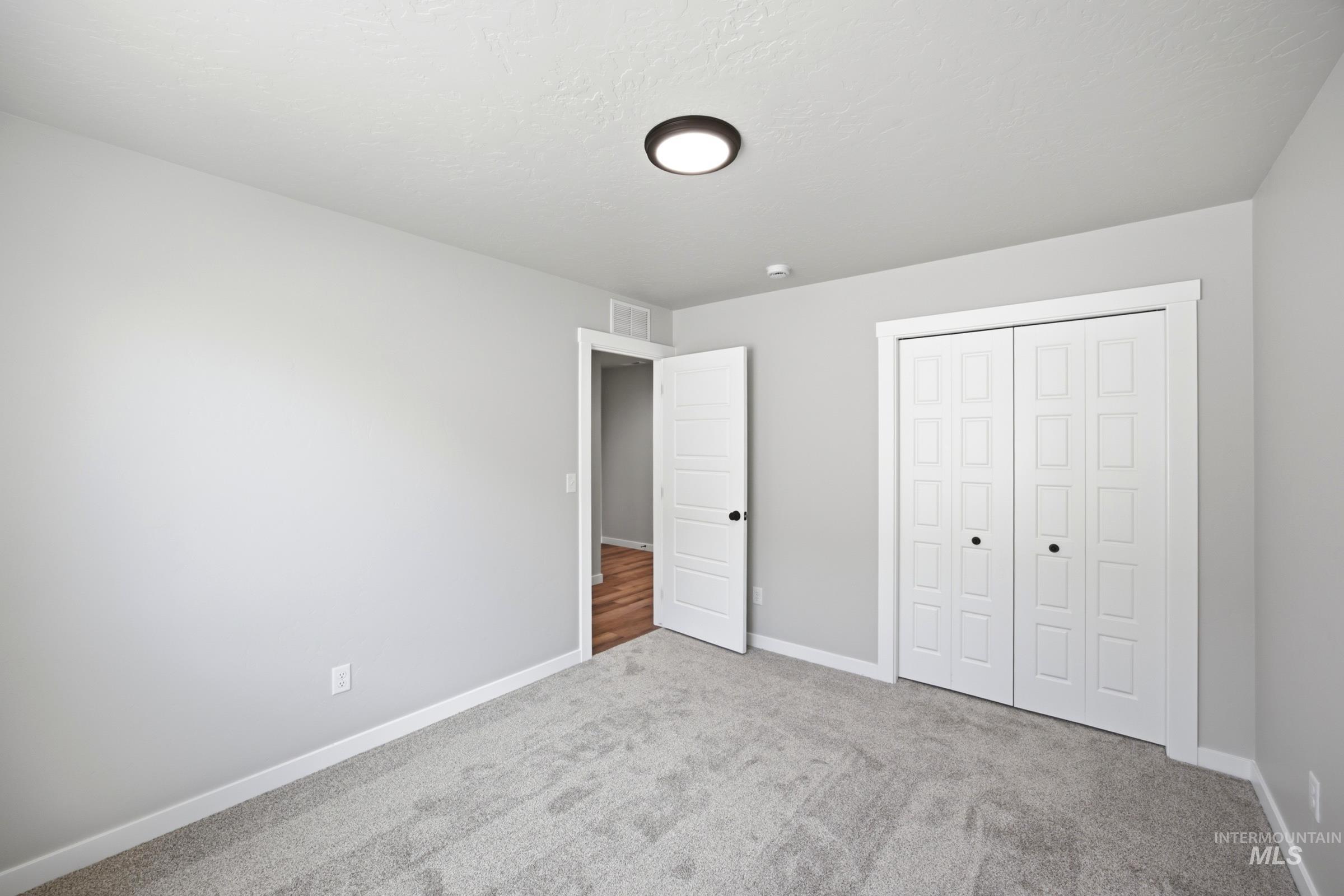1093 W Jasper St Property Photo 17