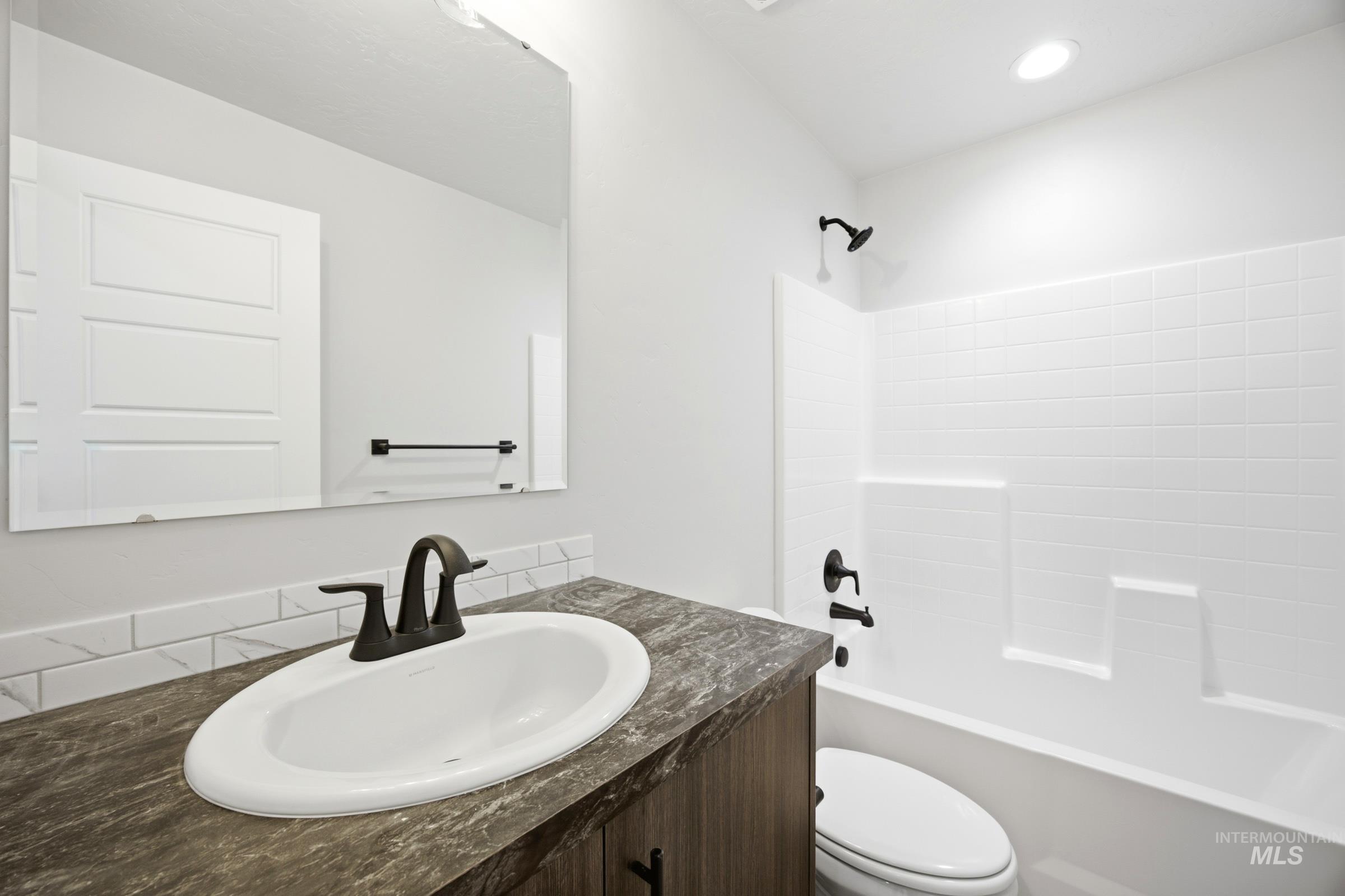 1093 W Jasper St Property Photo 18