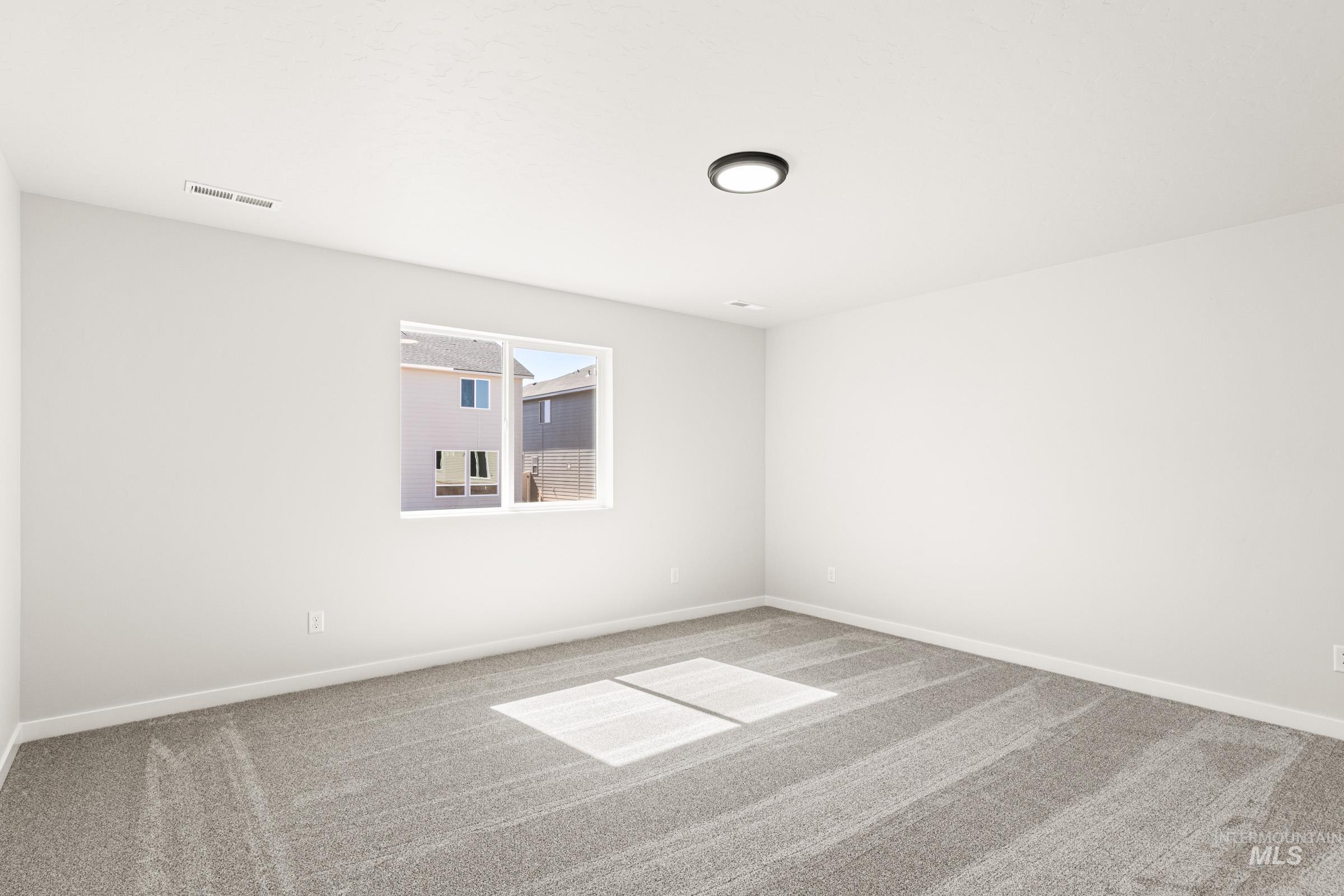 1077 W Jasper St Property Photo 16