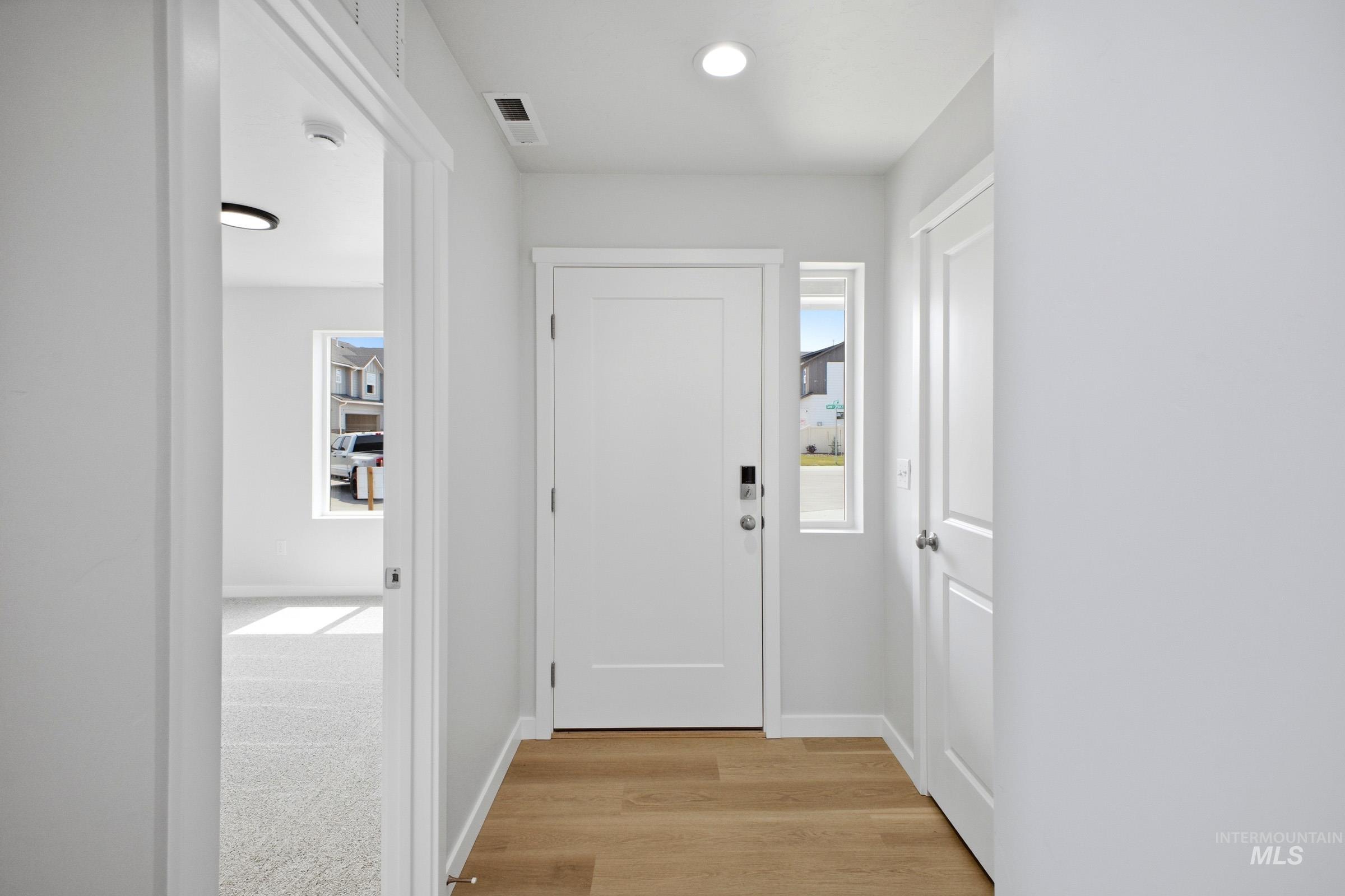 14044 Shiny Spruce St Property Photo 2