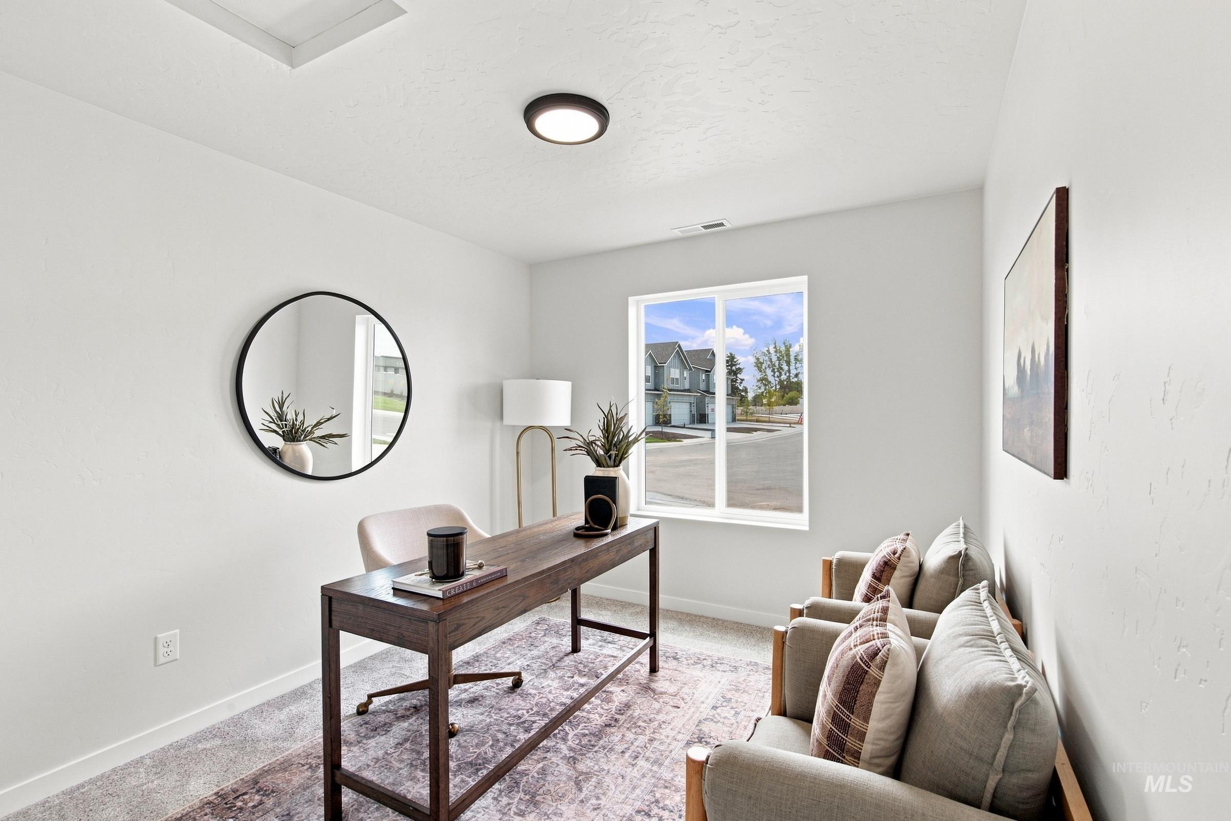 14044 Shiny Spruce St Property Photo 4