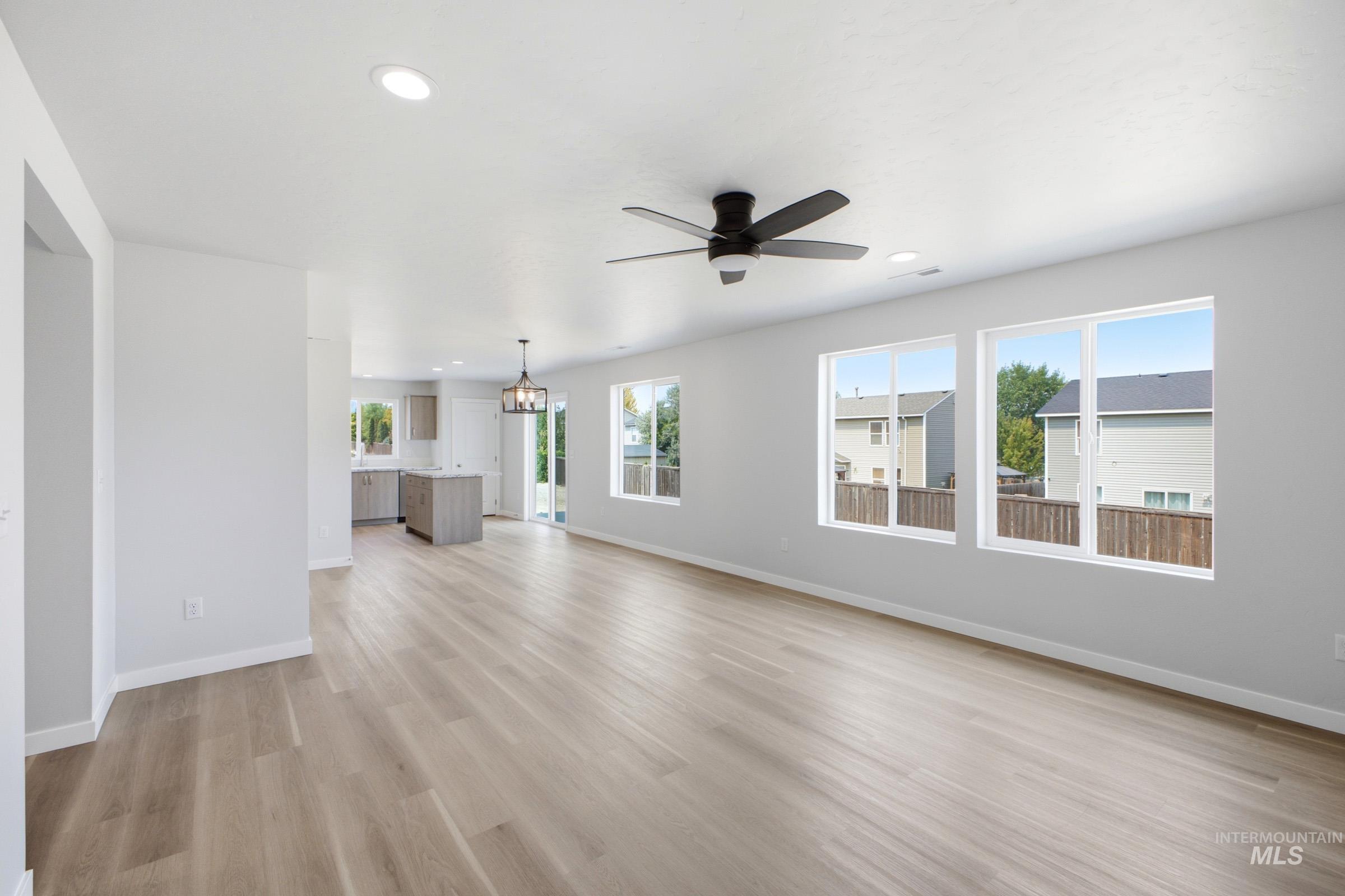 14044 Shiny Spruce St Property Photo 9