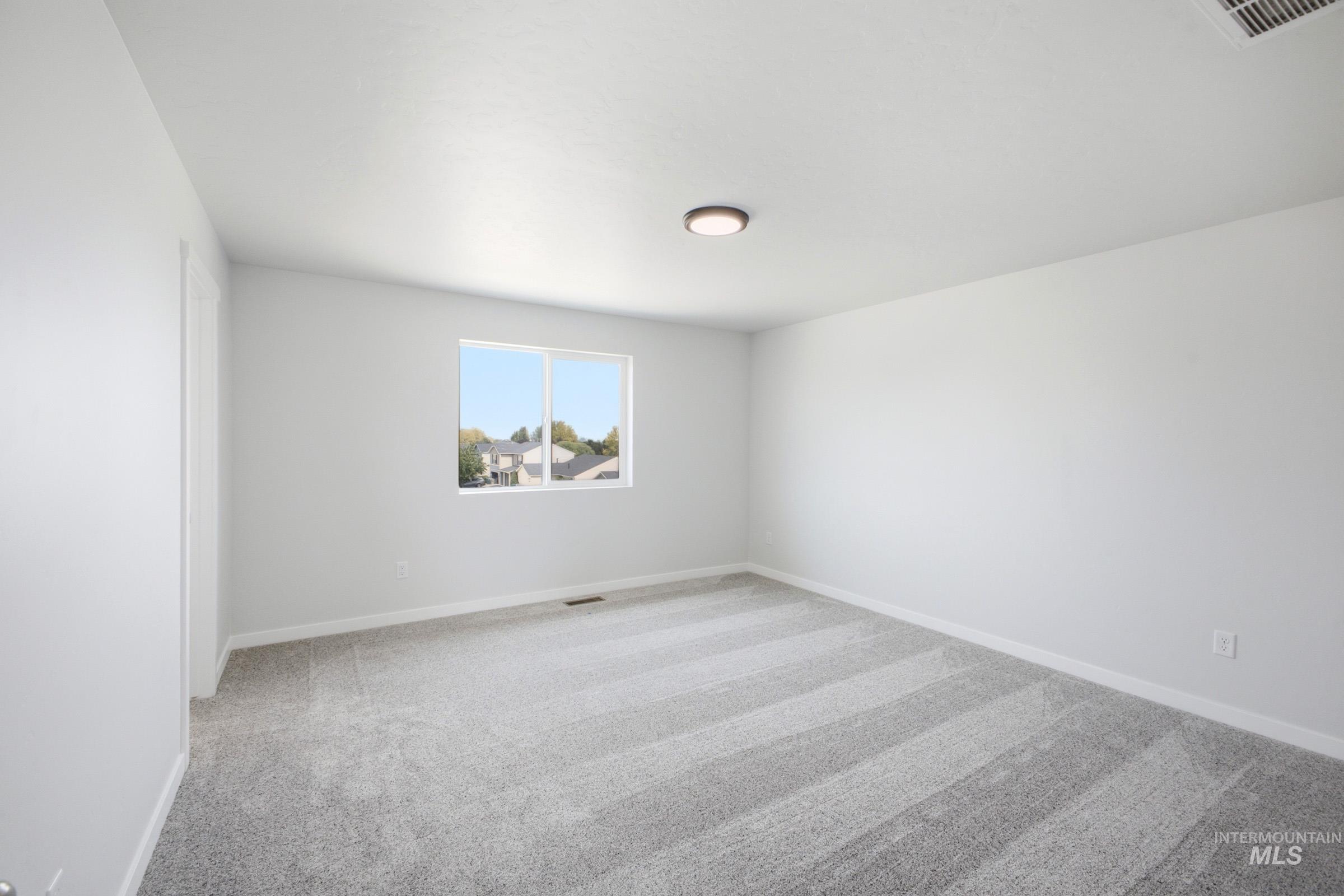 14044 Shiny Spruce St Property Photo 22
