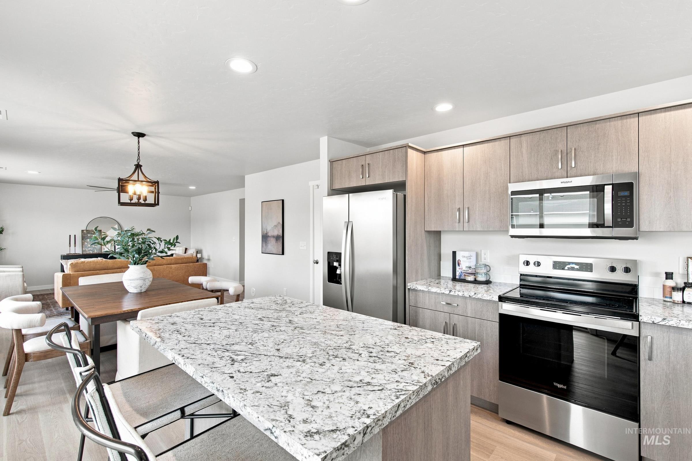 14044 Shiny Spruce St Property Photo 22