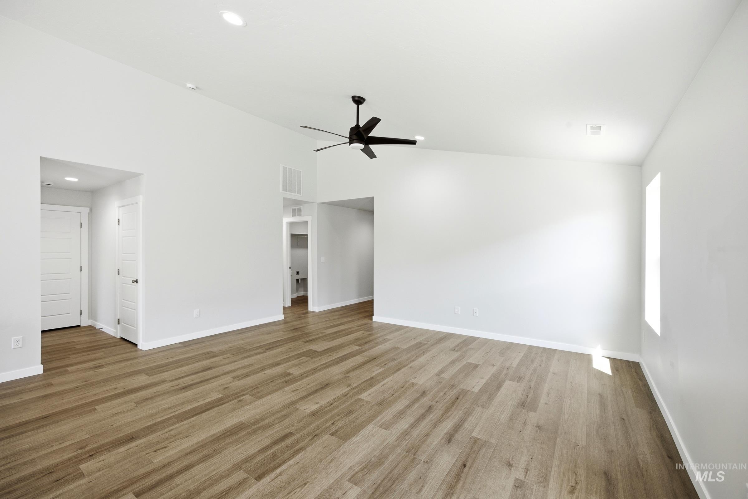 12817 Decatur St Property Photo 7