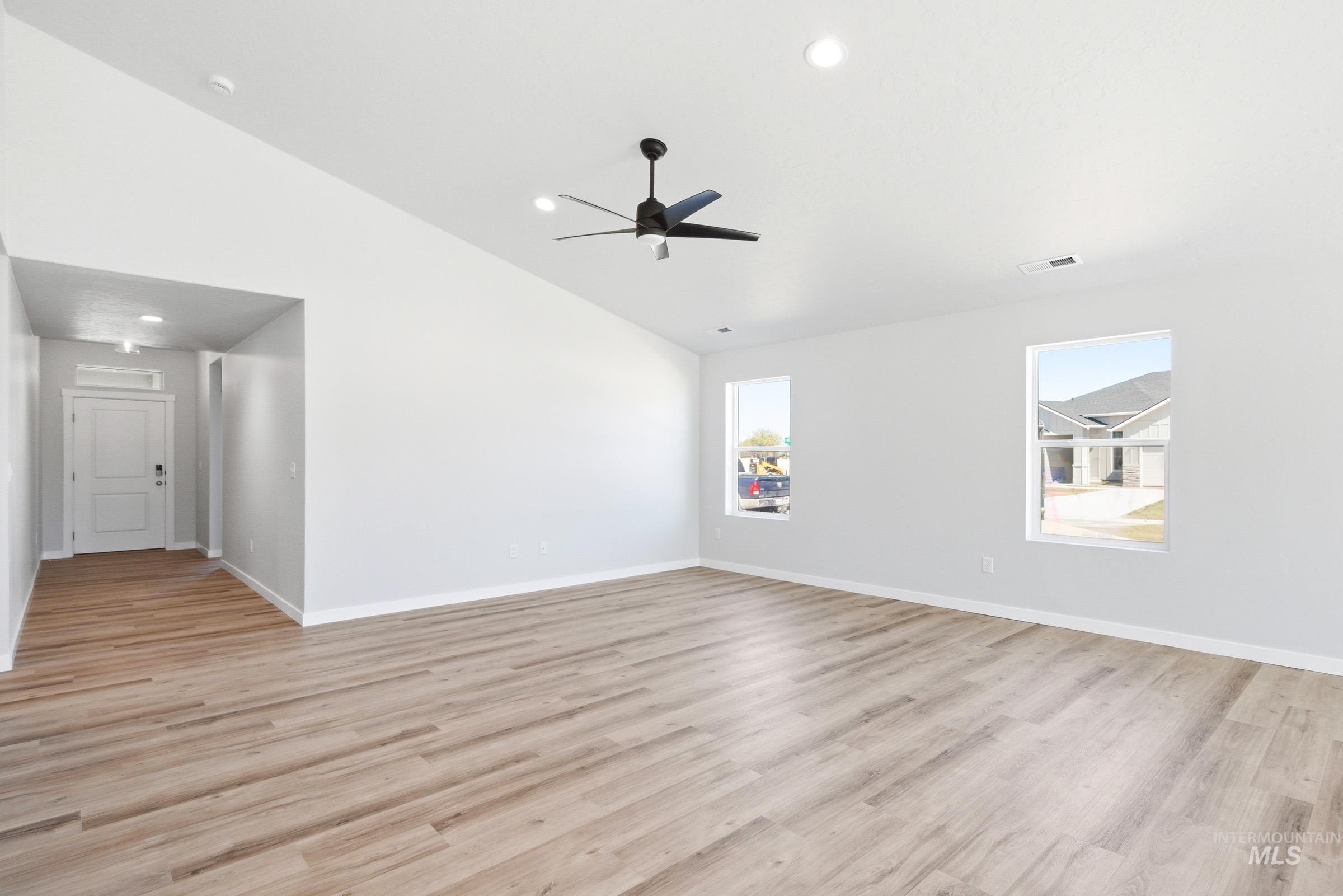 12817 Decatur St Property Photo 10