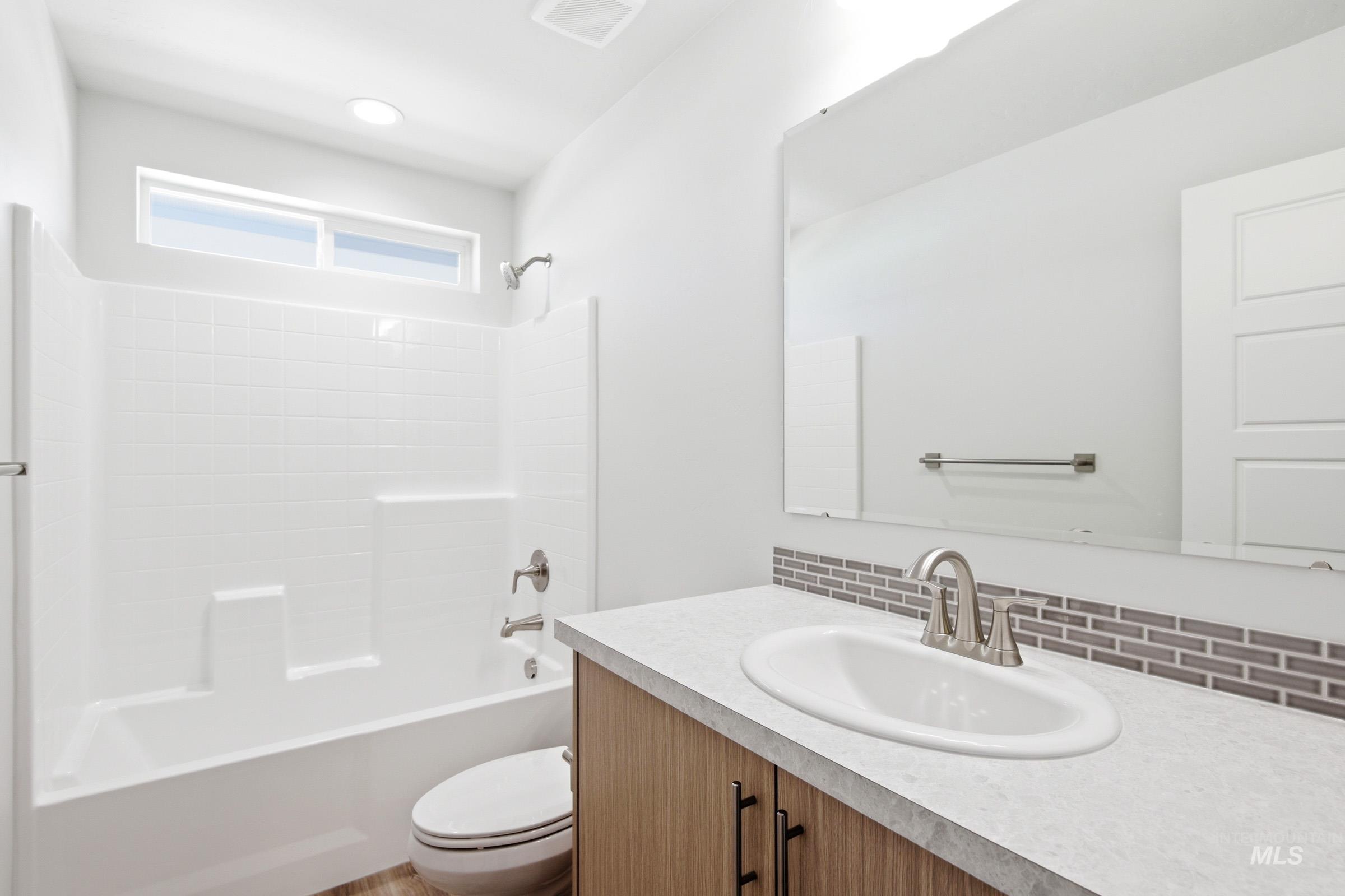 12817 Decatur St Property Photo 13