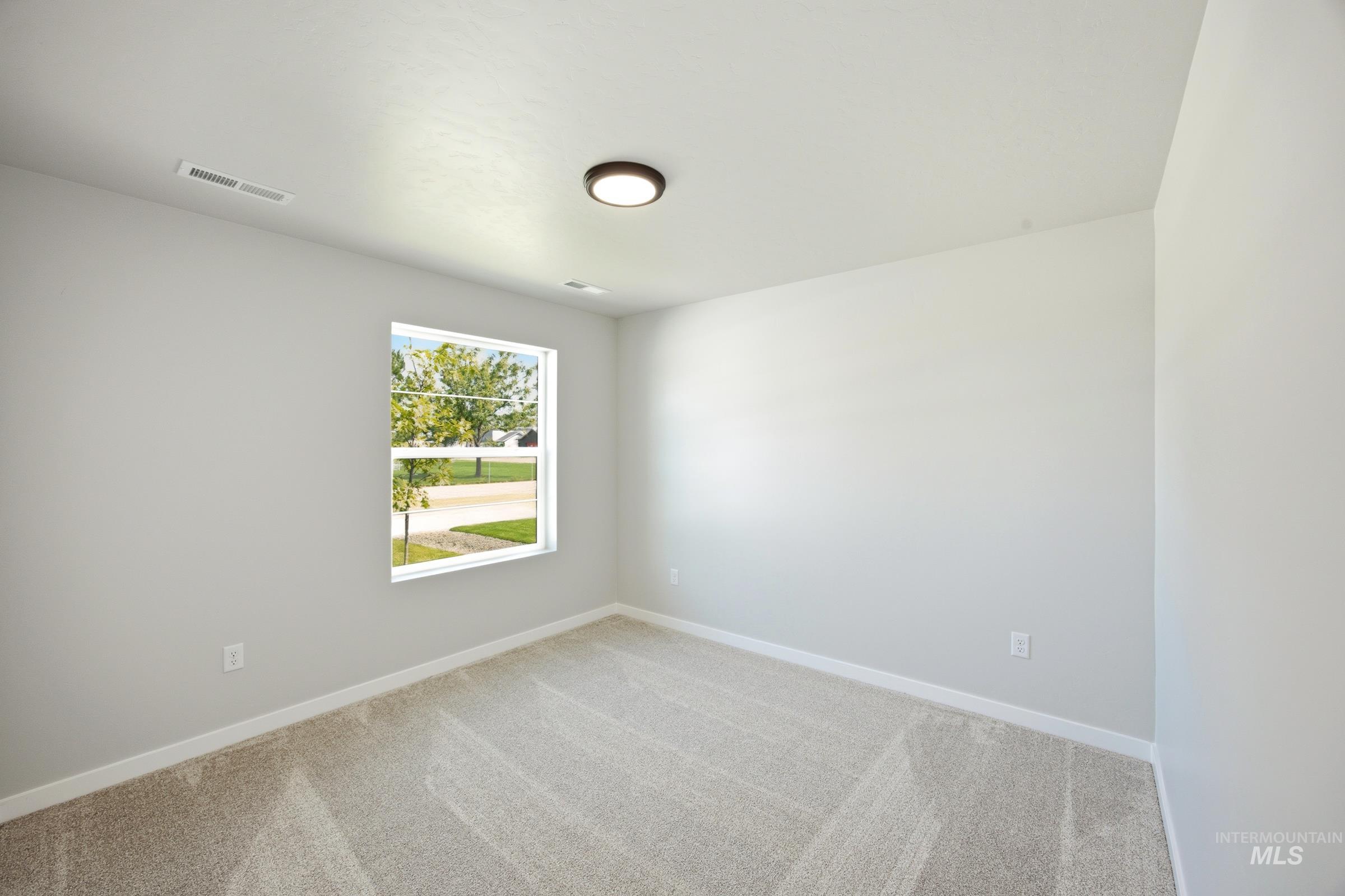 12805 Decatur St Property Photo 9