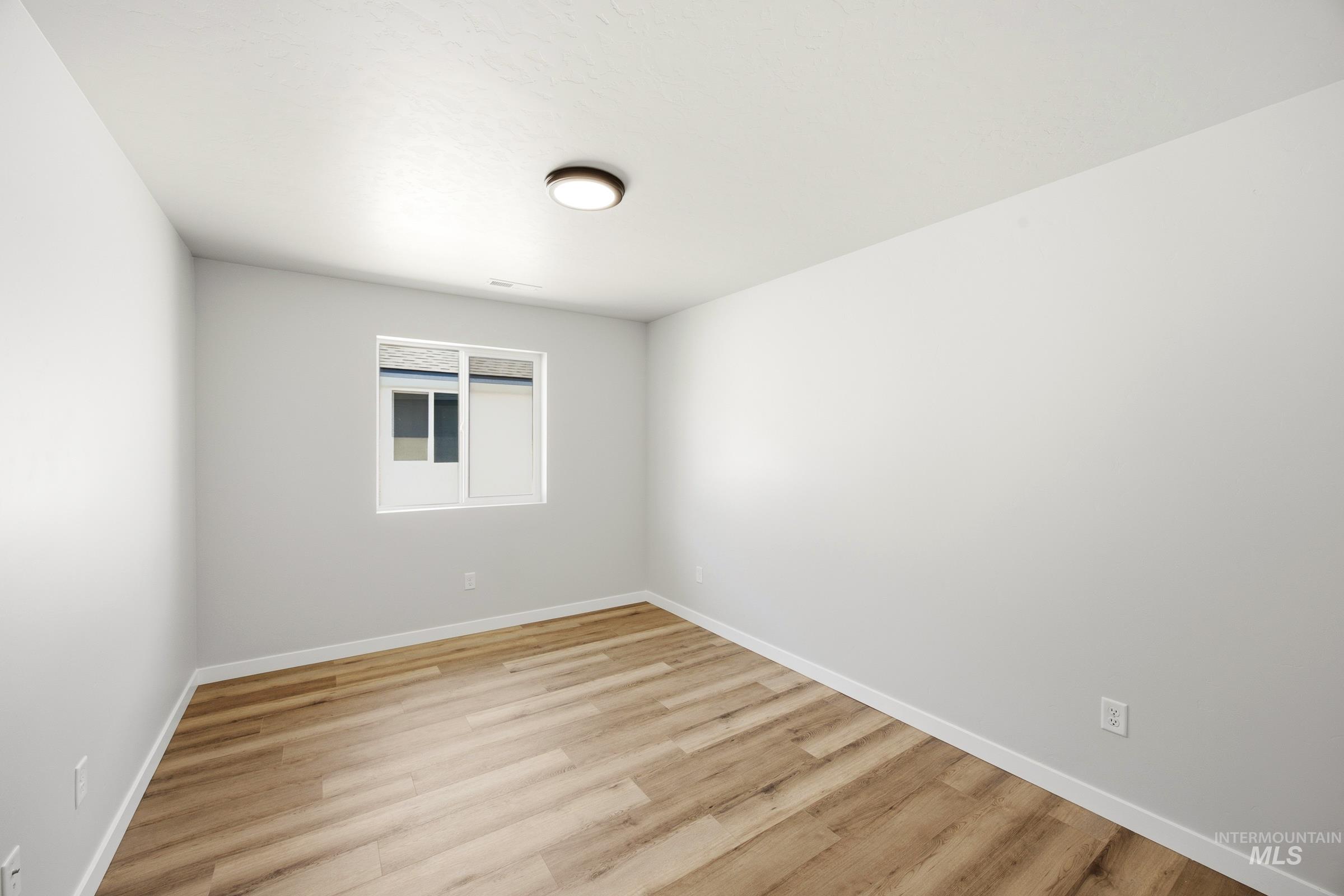 12805 Decatur St Property Photo 15