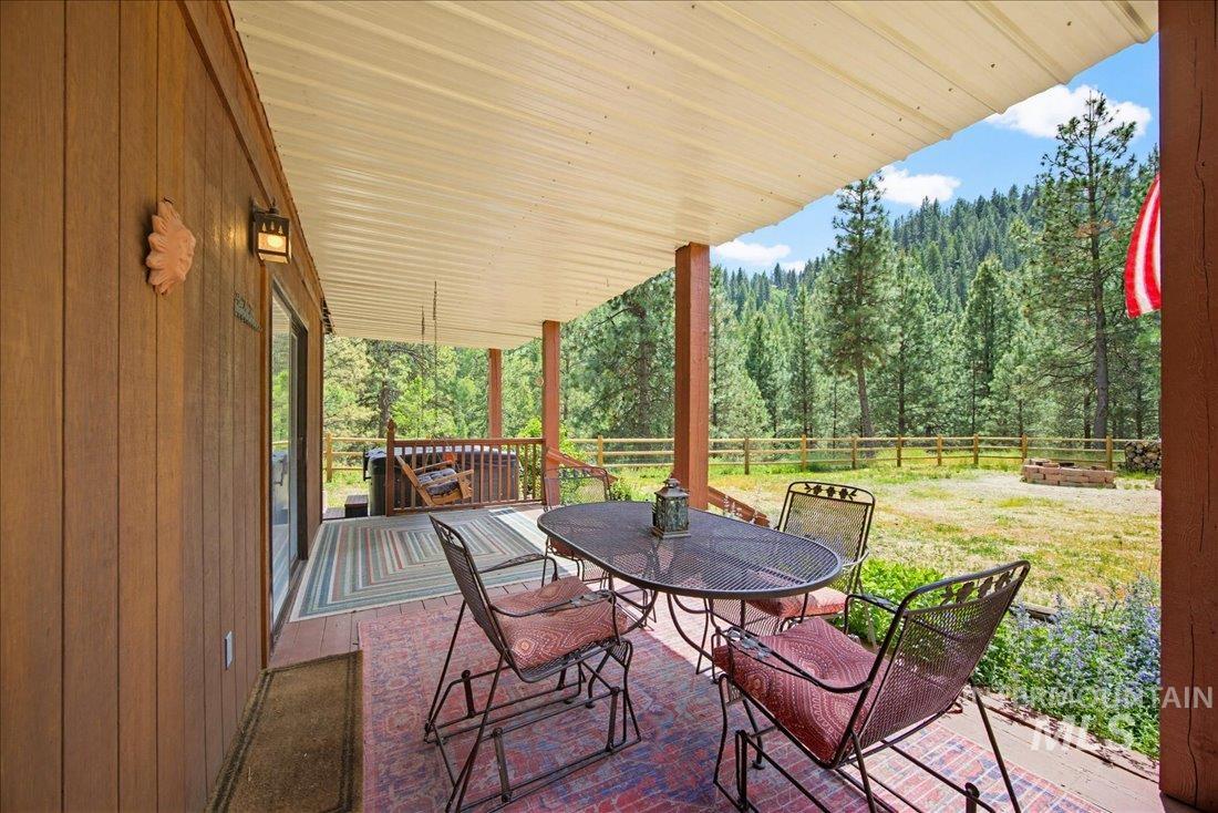 31 Meadow Ln Property Photo 32