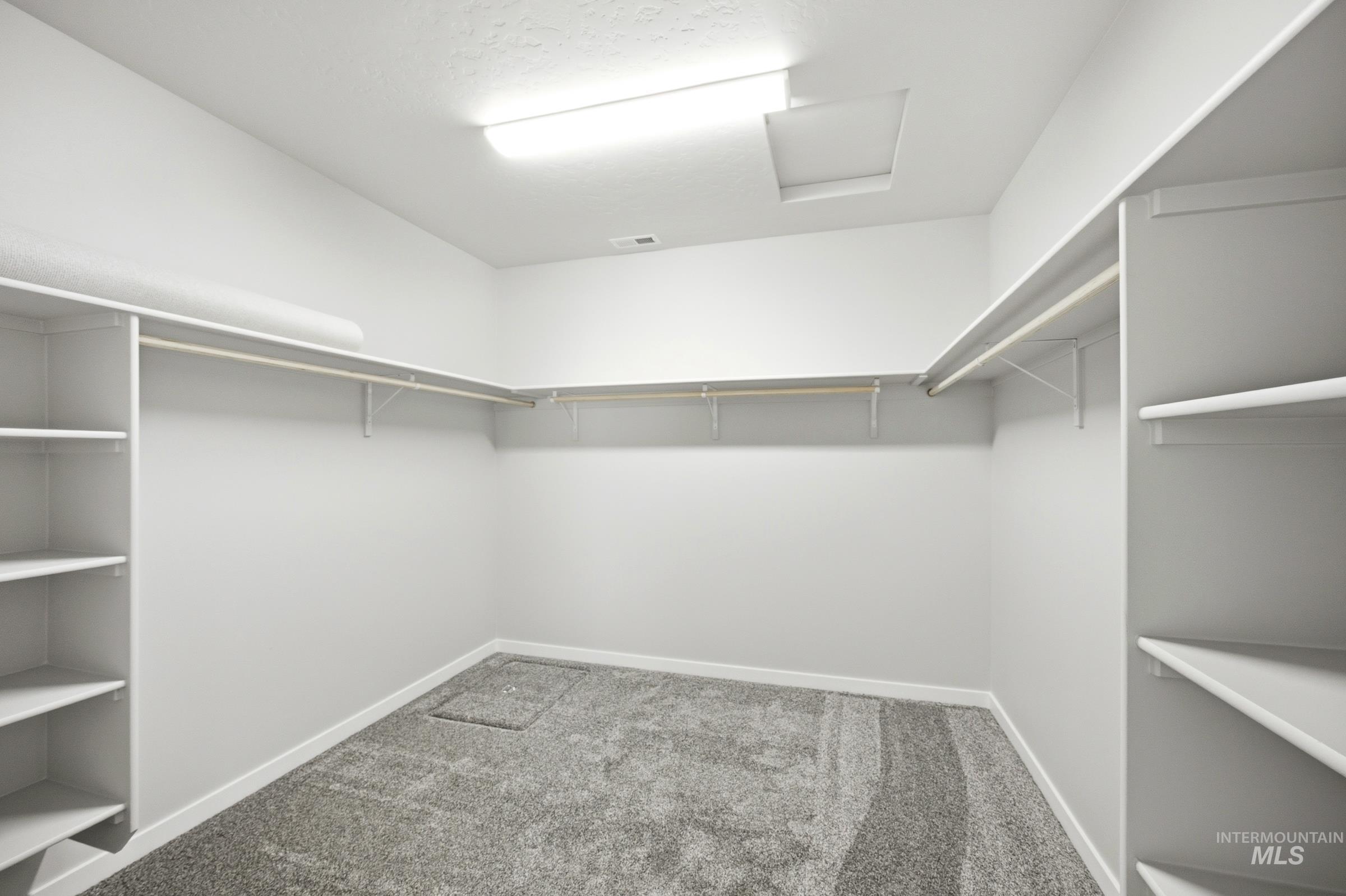 16602 N Shorthorn Lp Property Photo 10
