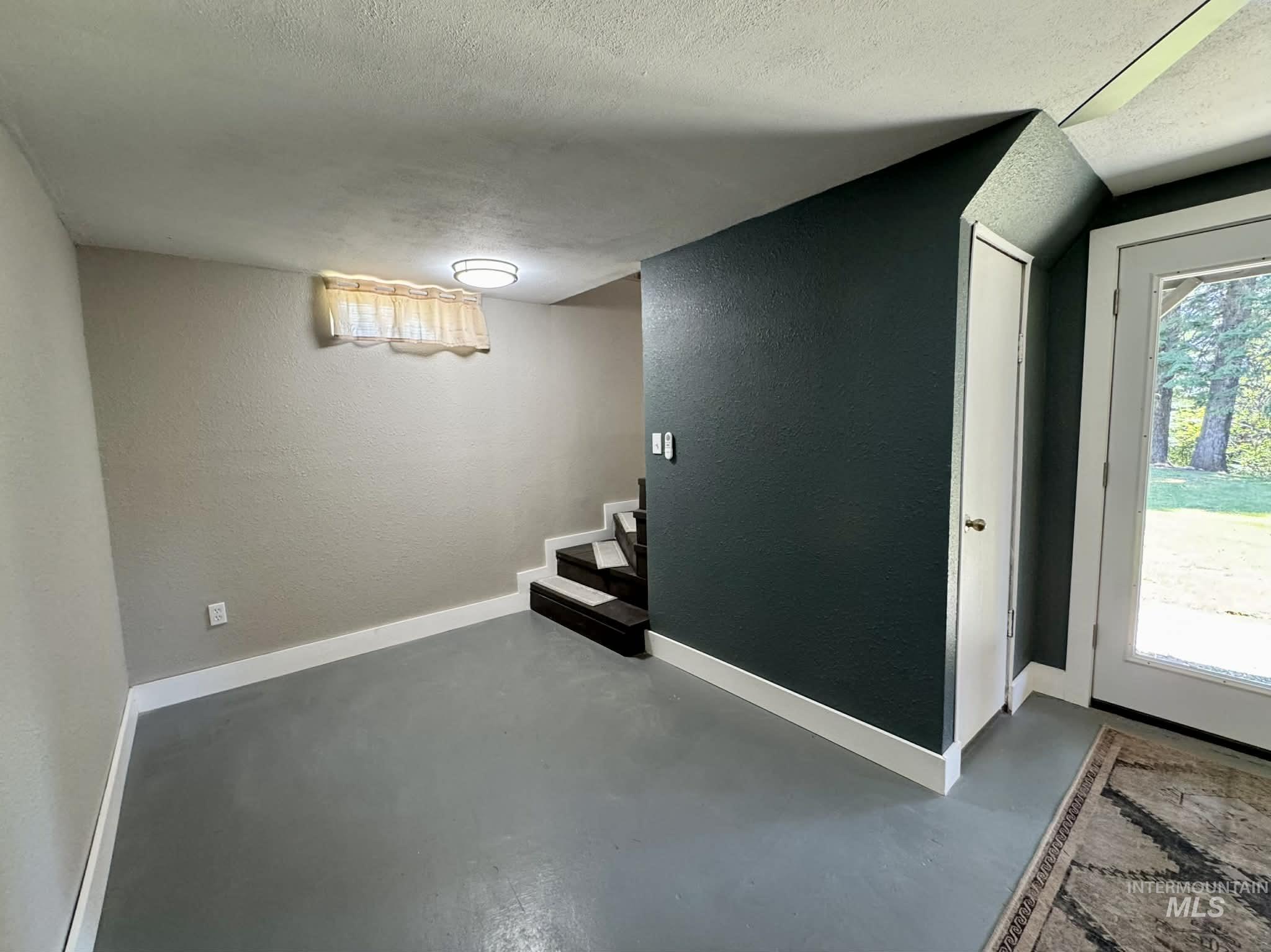 170 Timberline Dr Property Photo 16