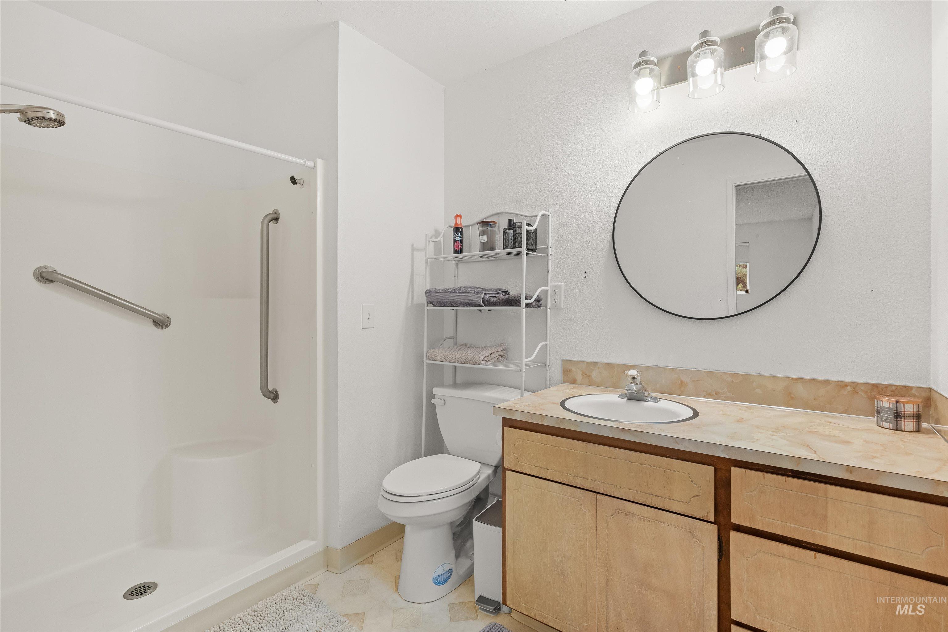 3427 Syringa Dr Property Photo 14