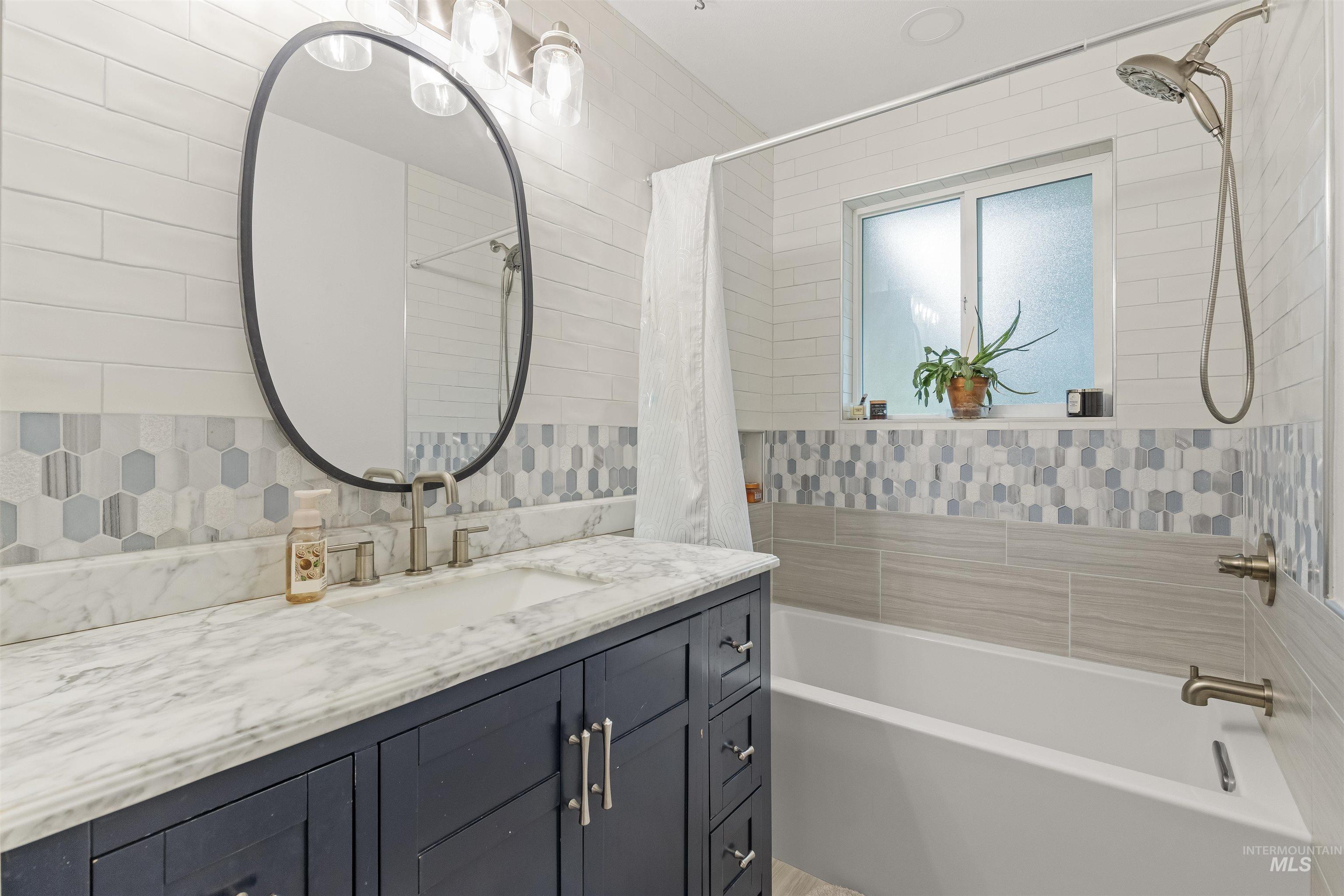 3427 Syringa Dr Property Photo 15