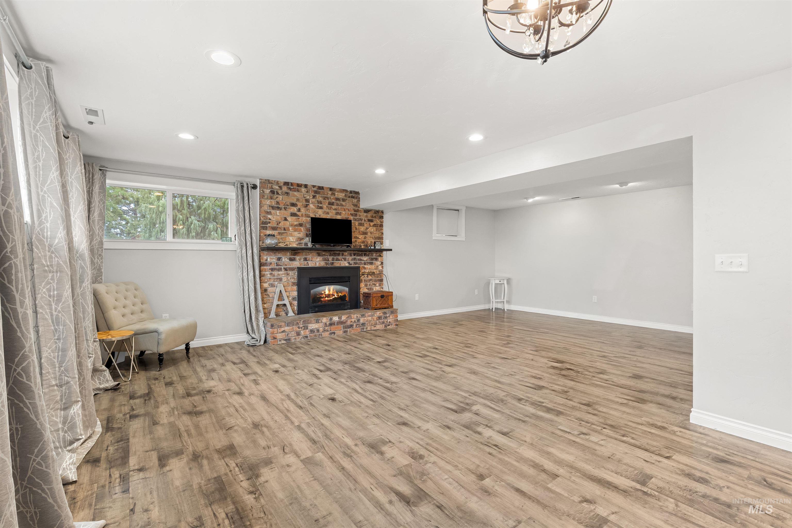 3427 Syringa Dr Property Photo 19