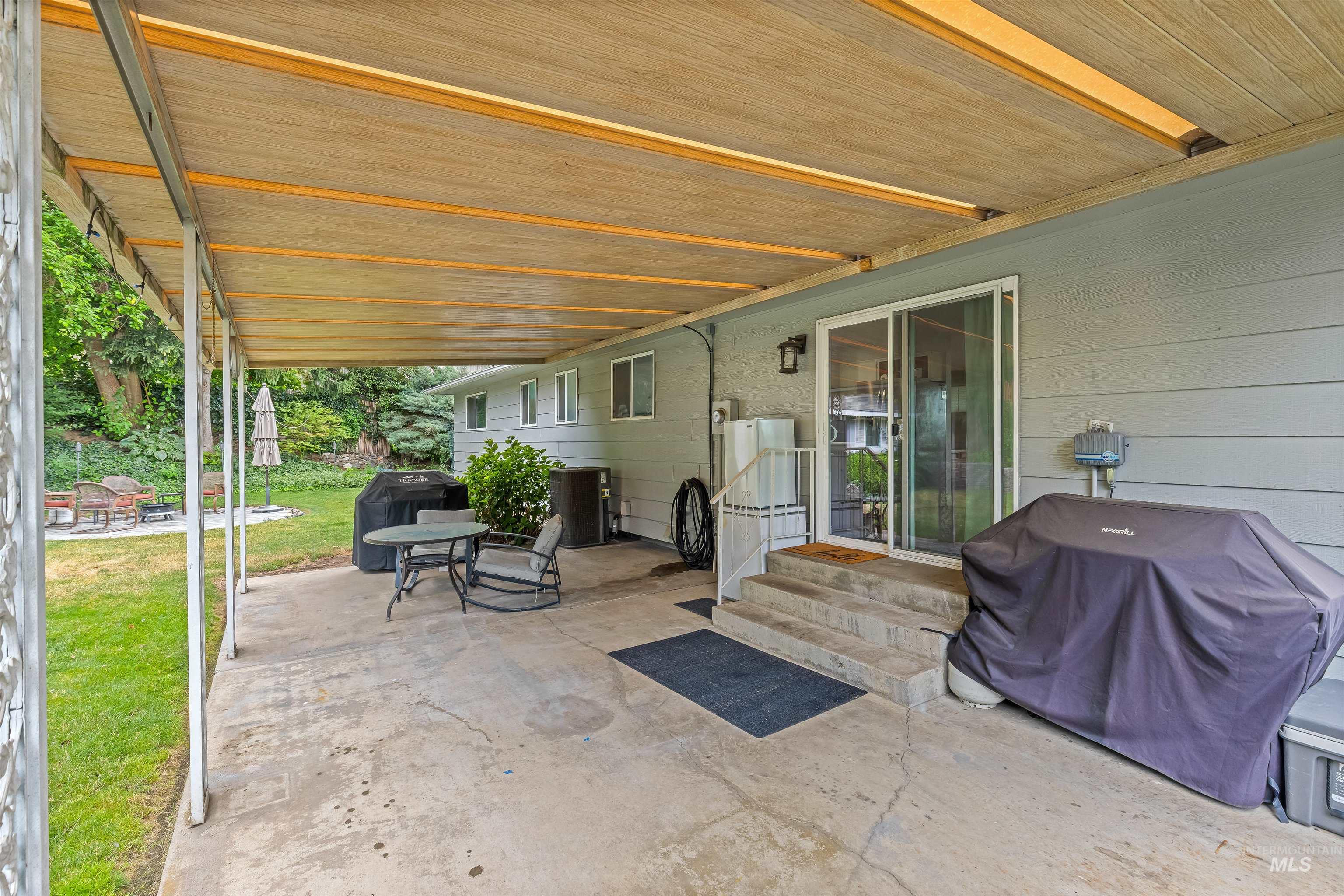 3427 Syringa Dr Property Photo 27