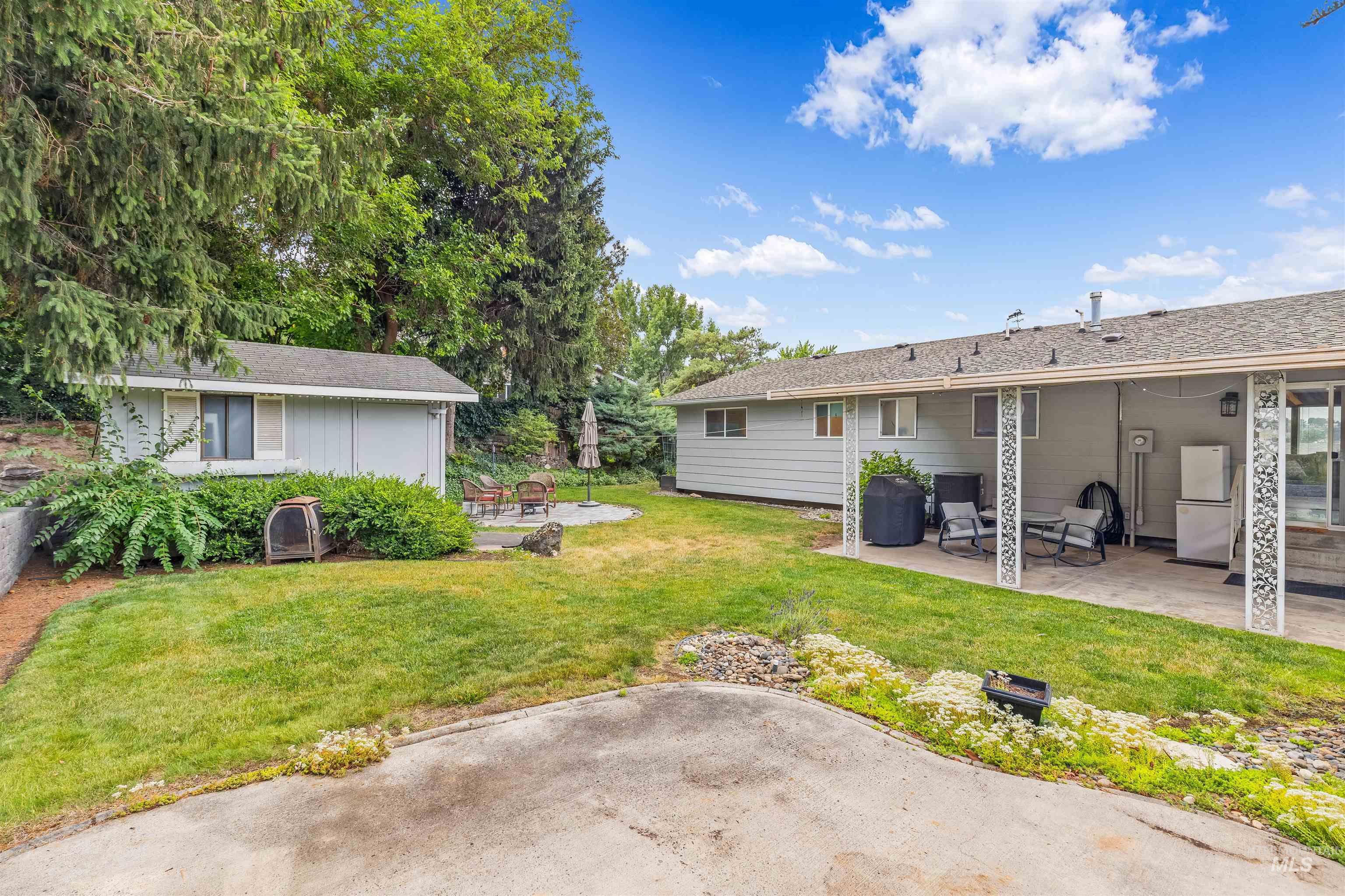 3427 Syringa Dr Property Photo 30
