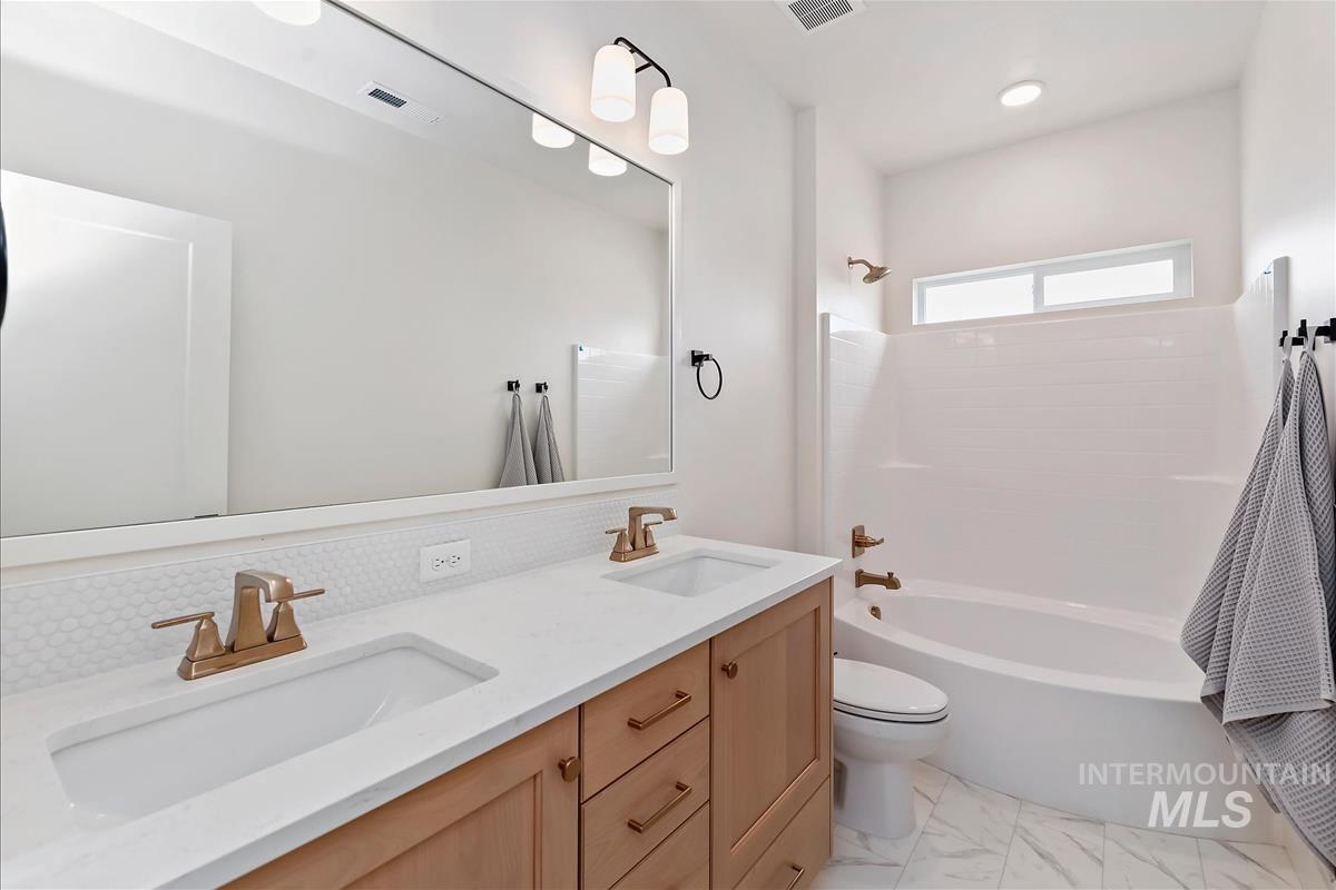 6556 W Los Flores Dr Property Photo 27