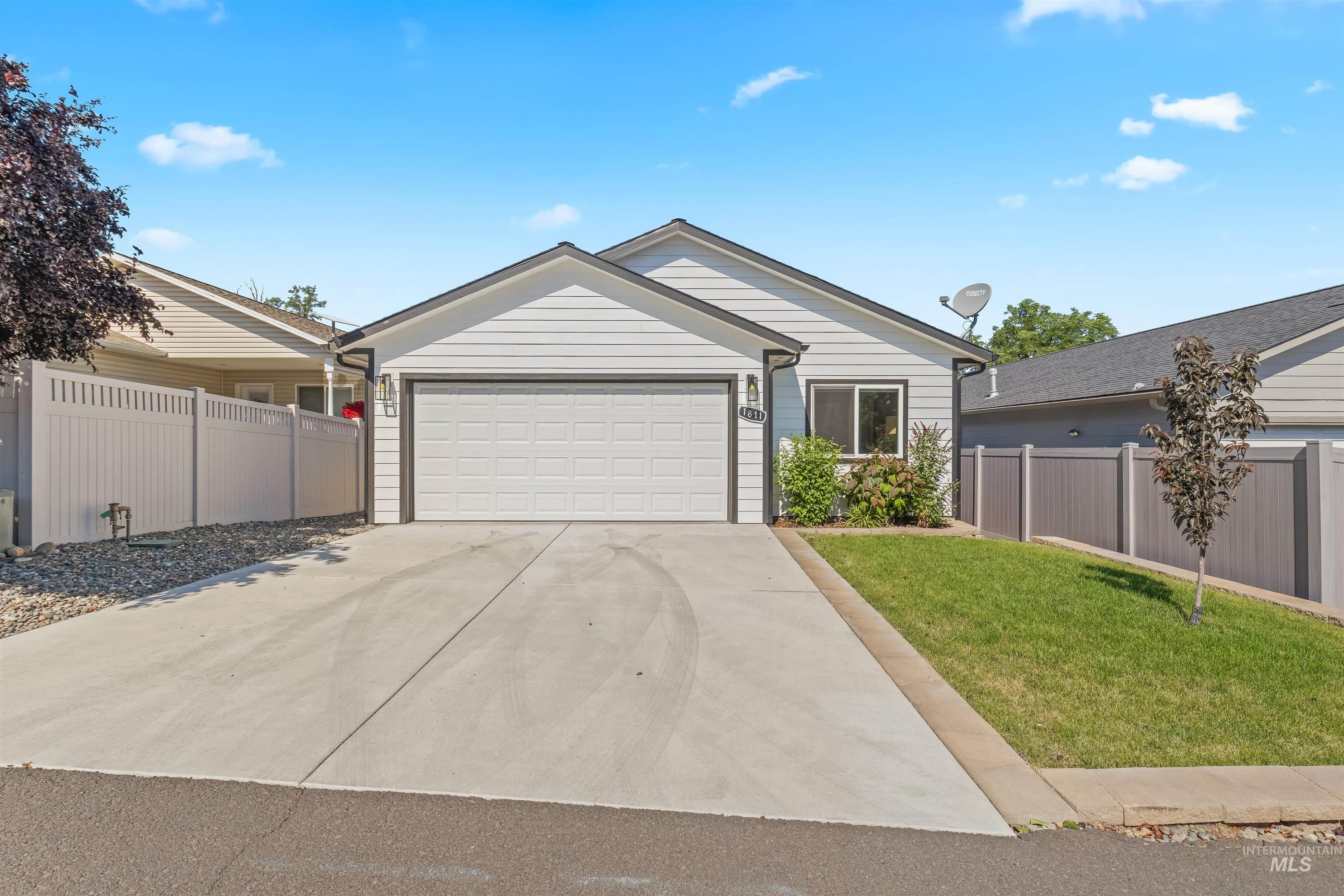 1811 16th St Property Photo 10