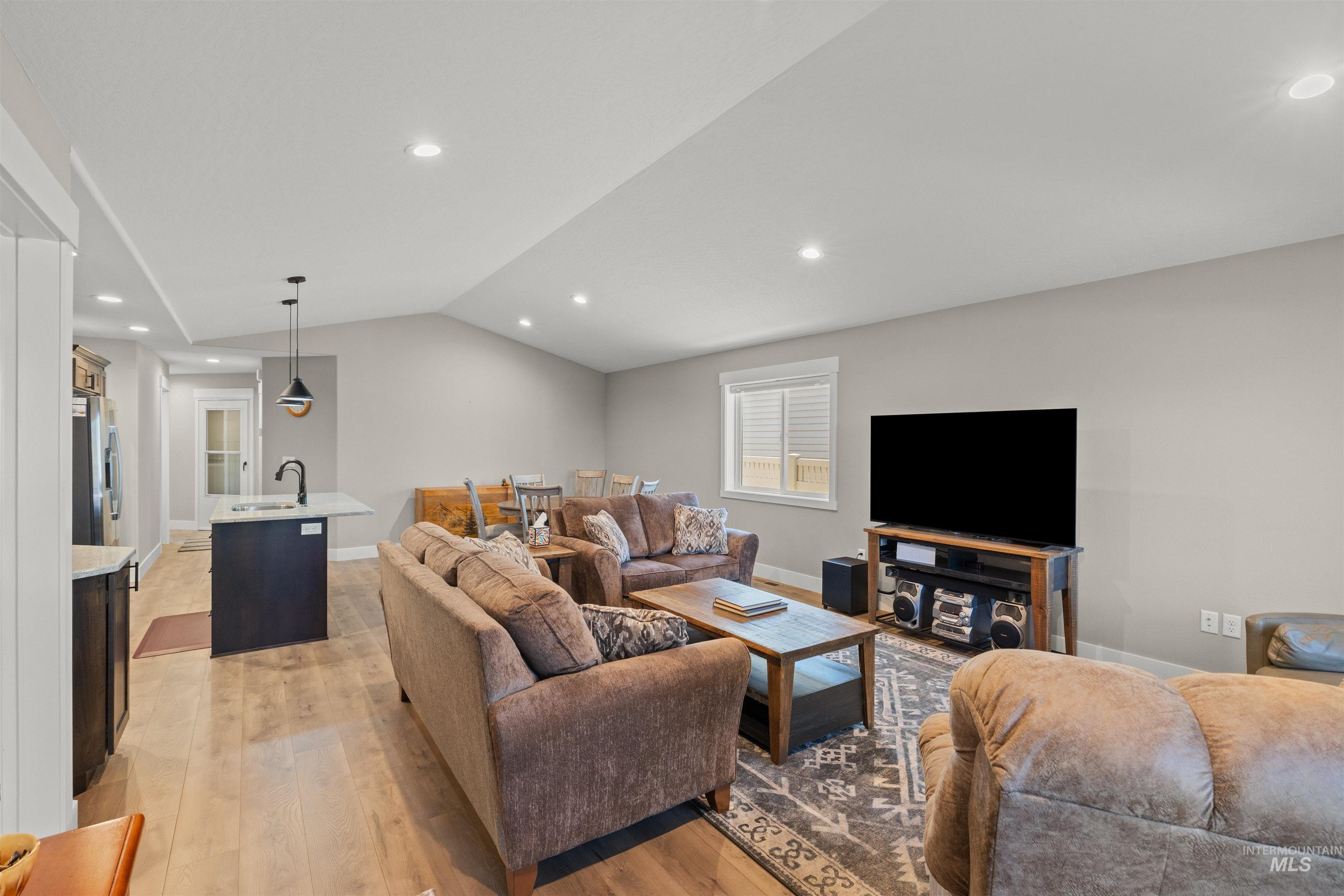 1811 16th St Property Photo 14