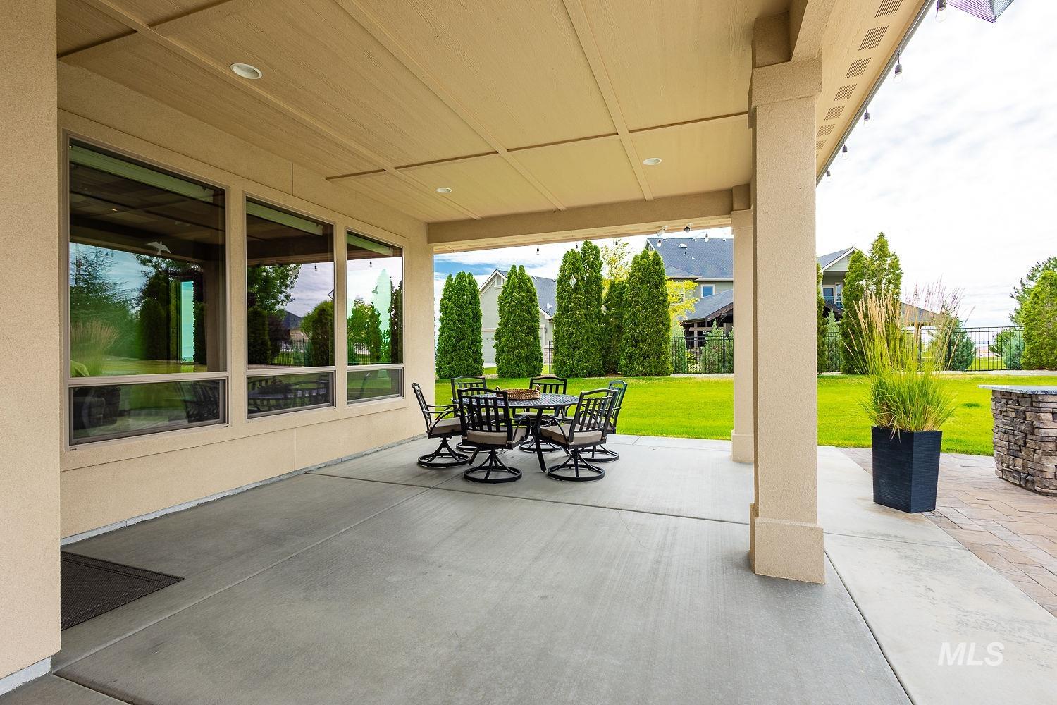 8077 Star Pass Ridge Property Photo 8