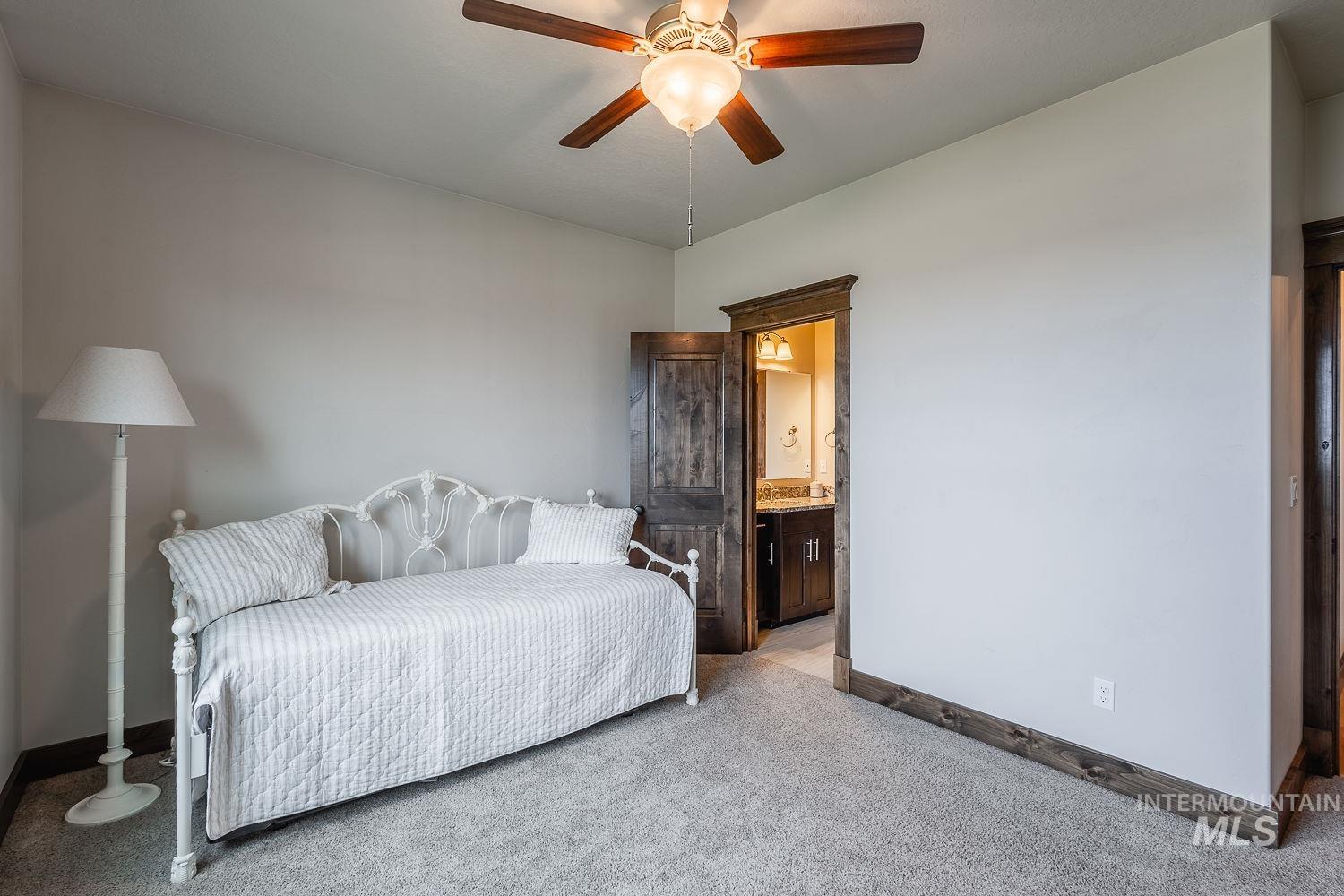 8077 Star Pass Ridge Property Photo 33
