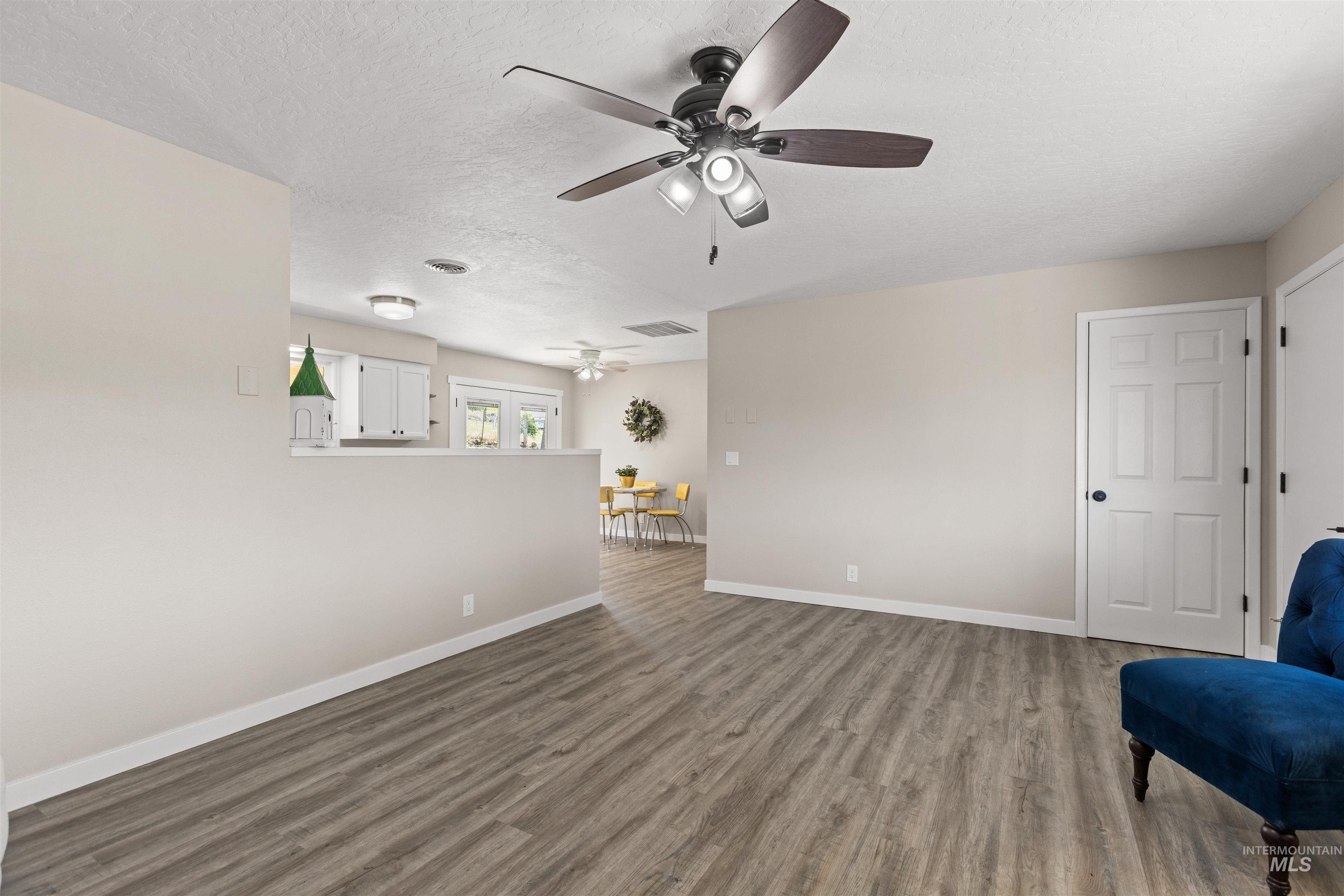 12184 Hill Rd. Property Photo 9