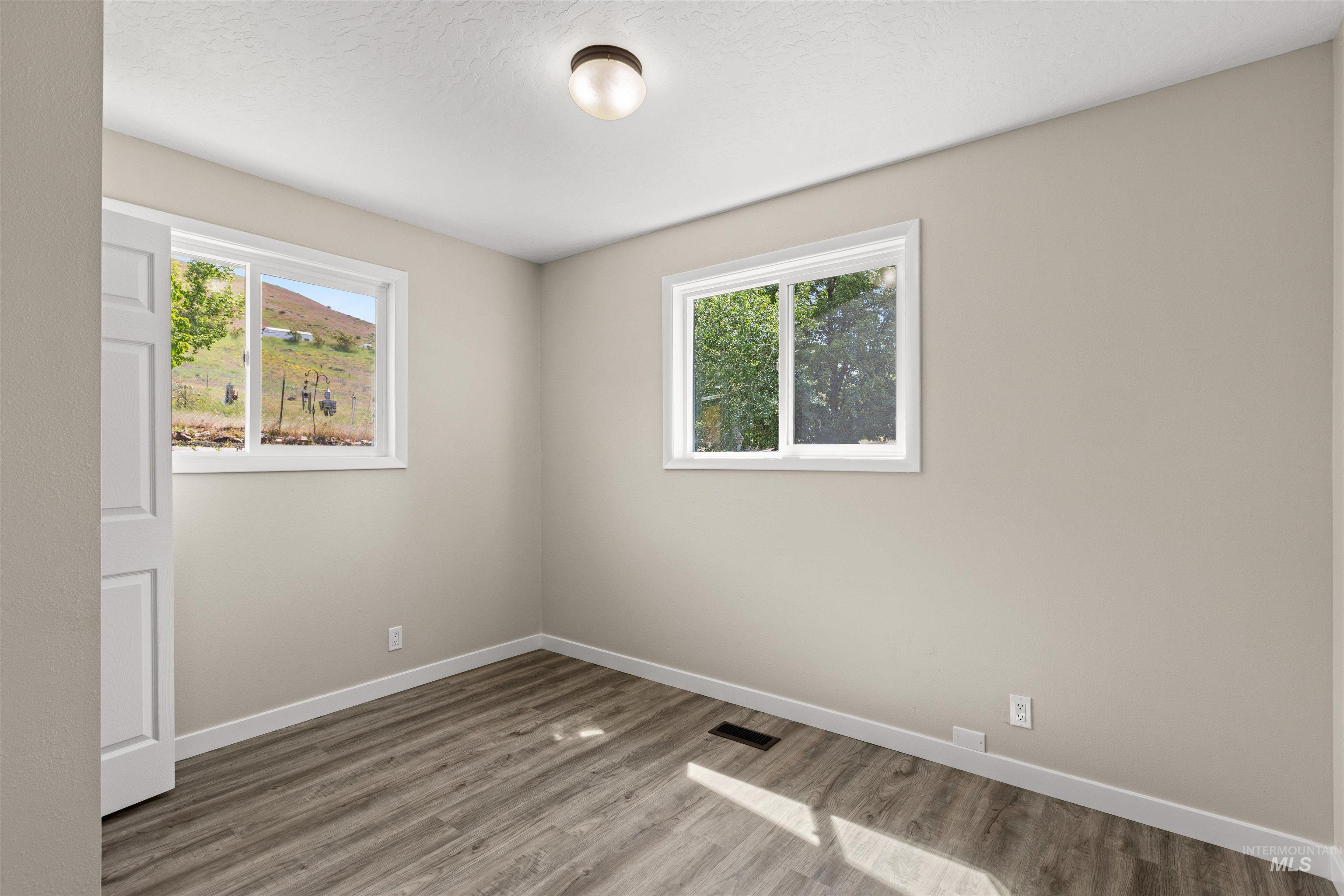 12184 Hill Rd. Property Photo 20