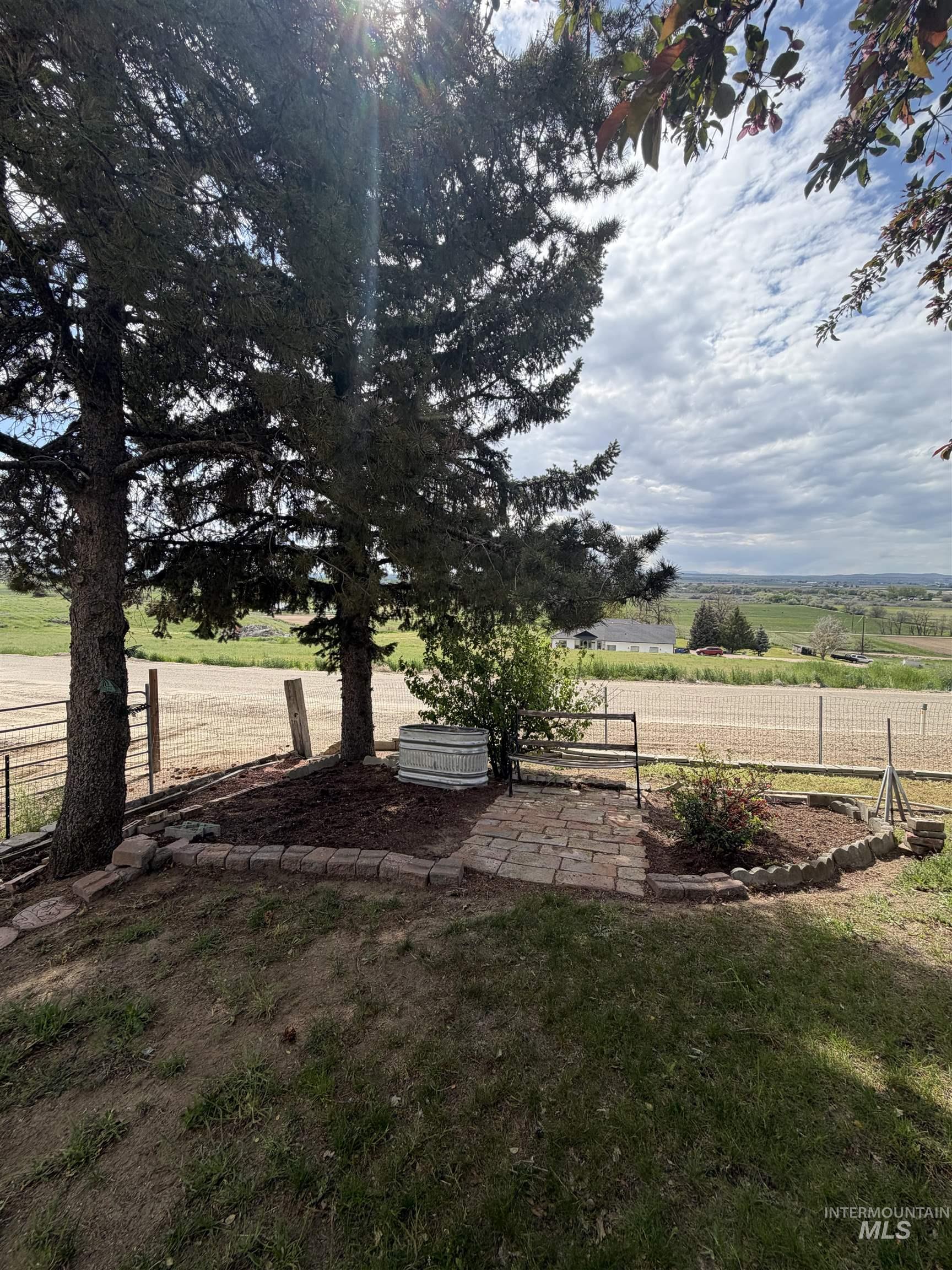 12184 Hill Rd. Property Photo 25