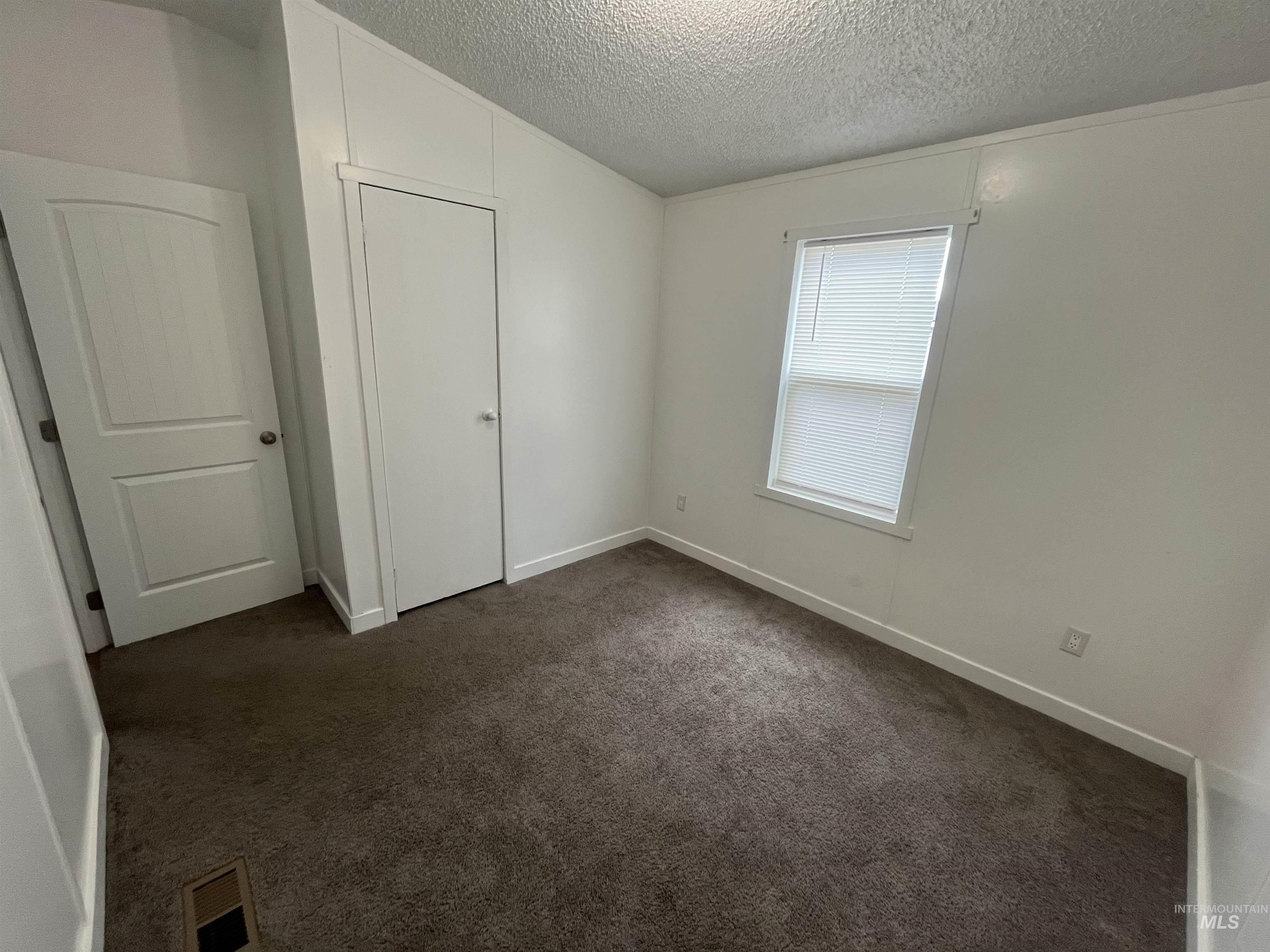 715 E Center Street #105 Property Photo 7