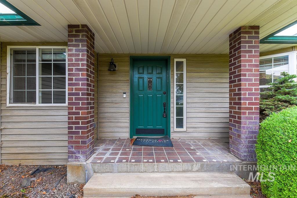 2242 Chukar Ln. Property Photo 7