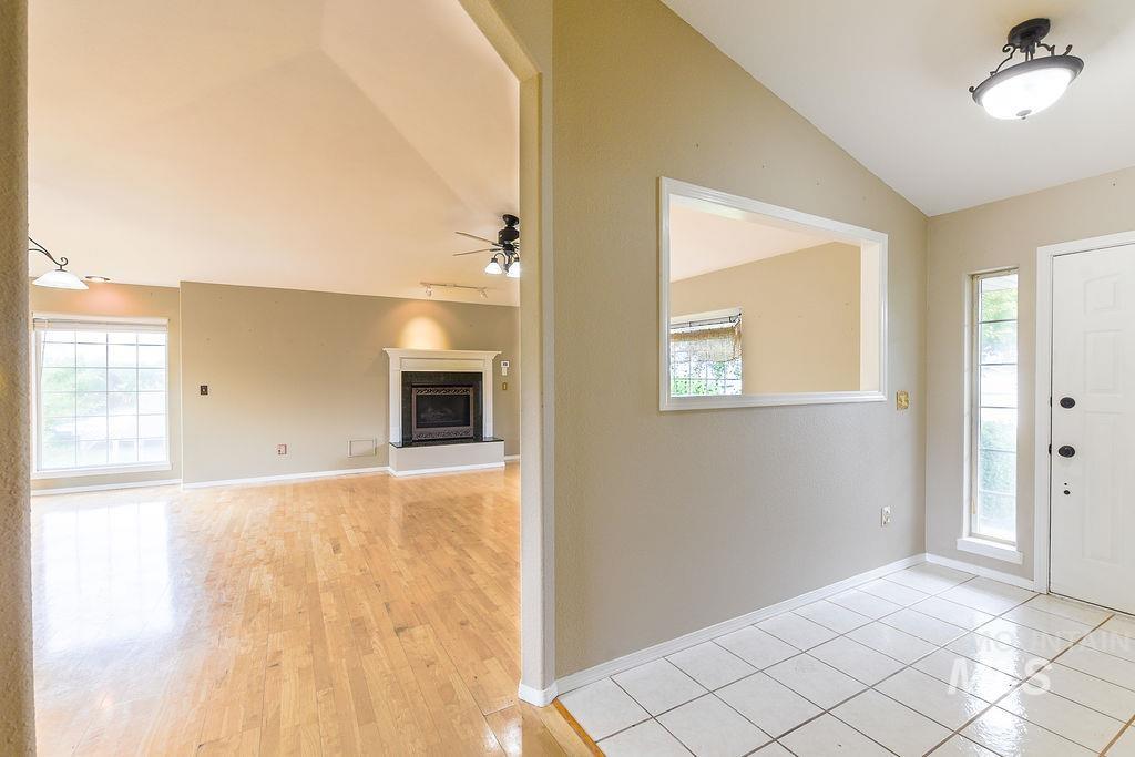 2242 Chukar Ln. Property Photo 9