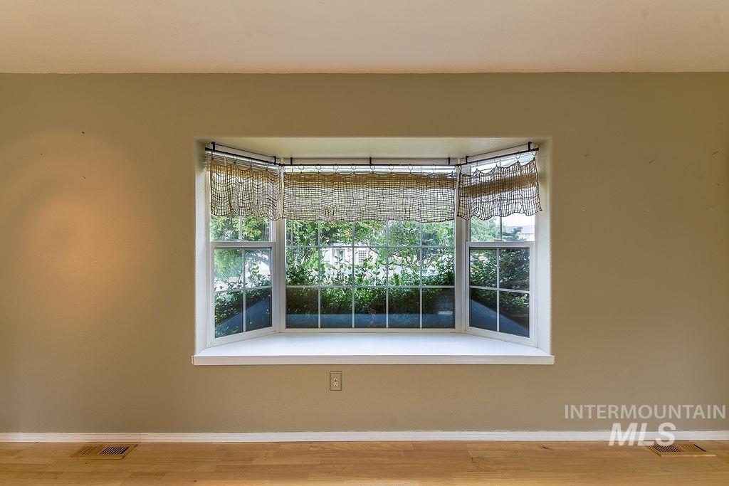 2242 Chukar Ln. Property Photo 12