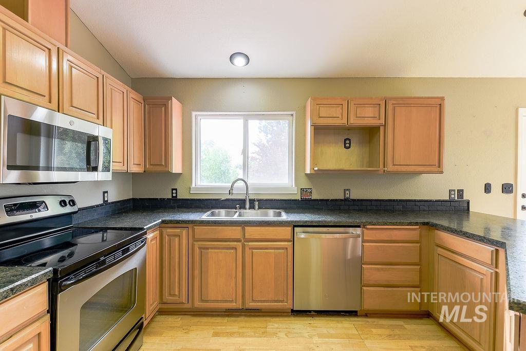 2242 Chukar Ln. Property Photo 18